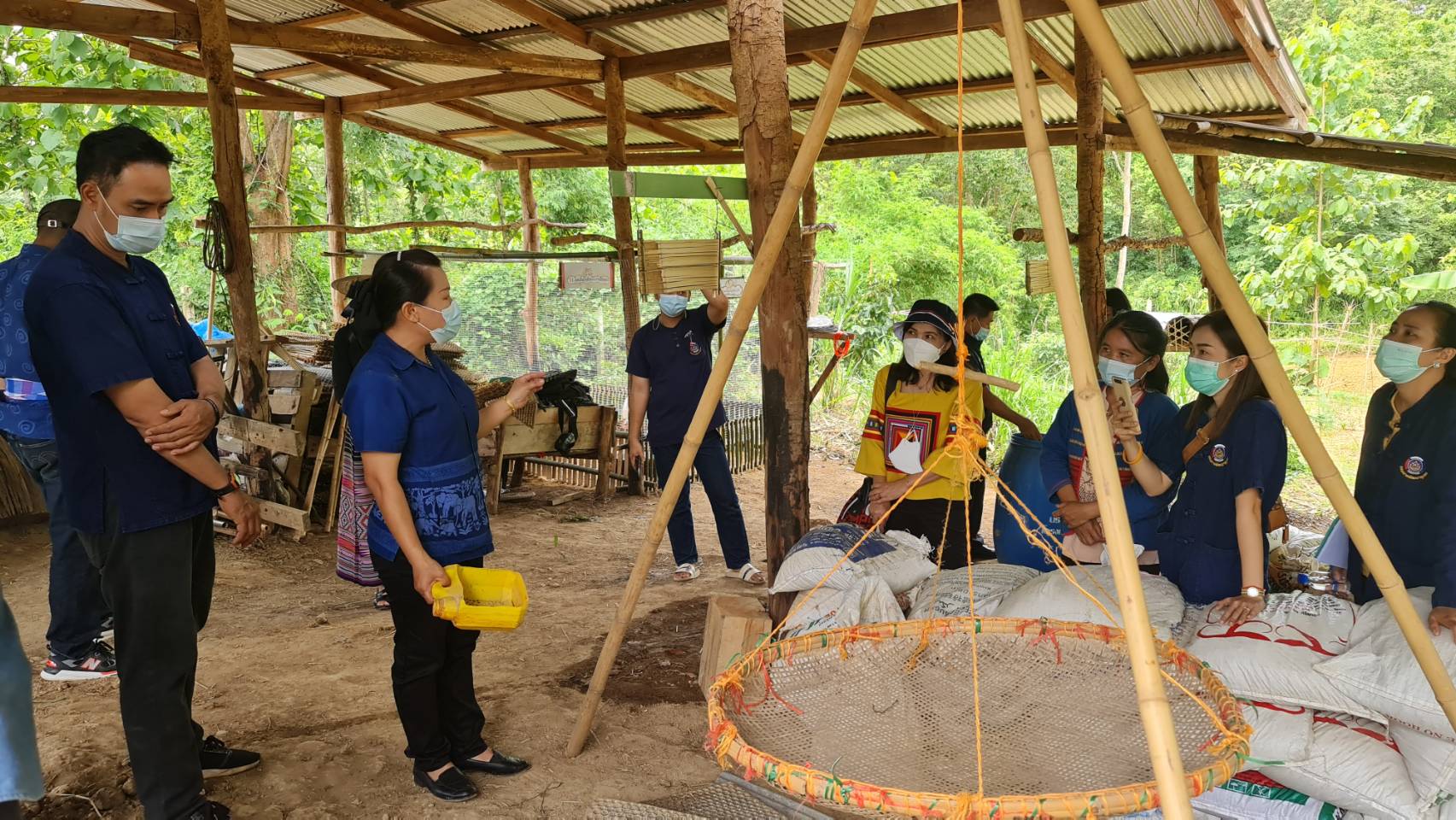 @ พช.น่าน :  คัดสรรกิจกรรมพัฒนาชุมชนดีเด่น ระดับจังหวัด ประจำปี 2564 ประเภทครัวเรือนสัมมาชีพชุมชนตัวอย่าง ดีเด่นระดับจังหวัด