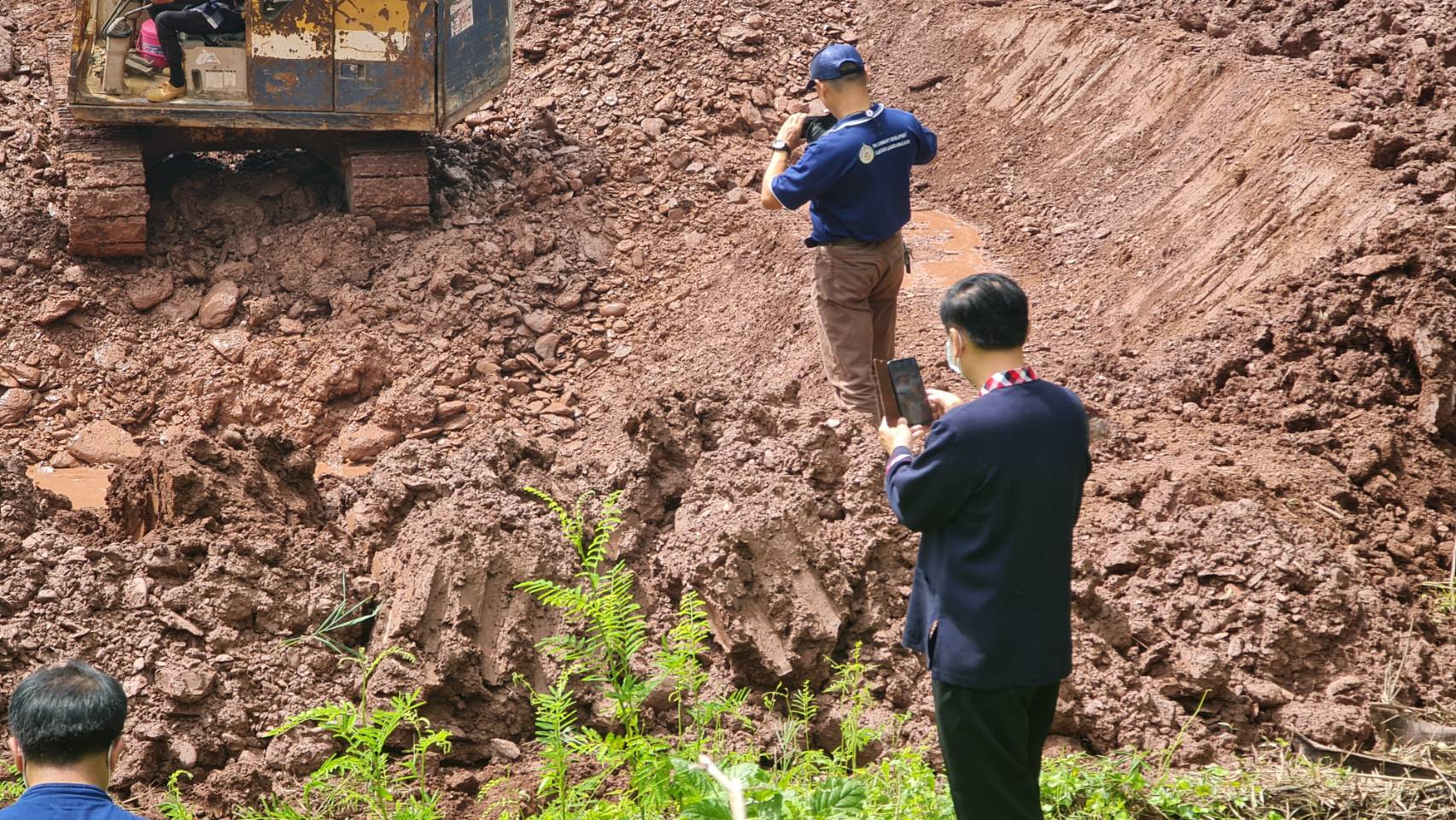 ?@ พช.น่าน :  ติดตามโครงการพัฒนาพื้นที่ต้นแบบการพัฒนาคุณภาพชีวิตตามหลักทฤษฎีใหม่ประยุกต์สู่ “โคก หนอง นา โมเดล” ในเขตอำเภอสองแคว