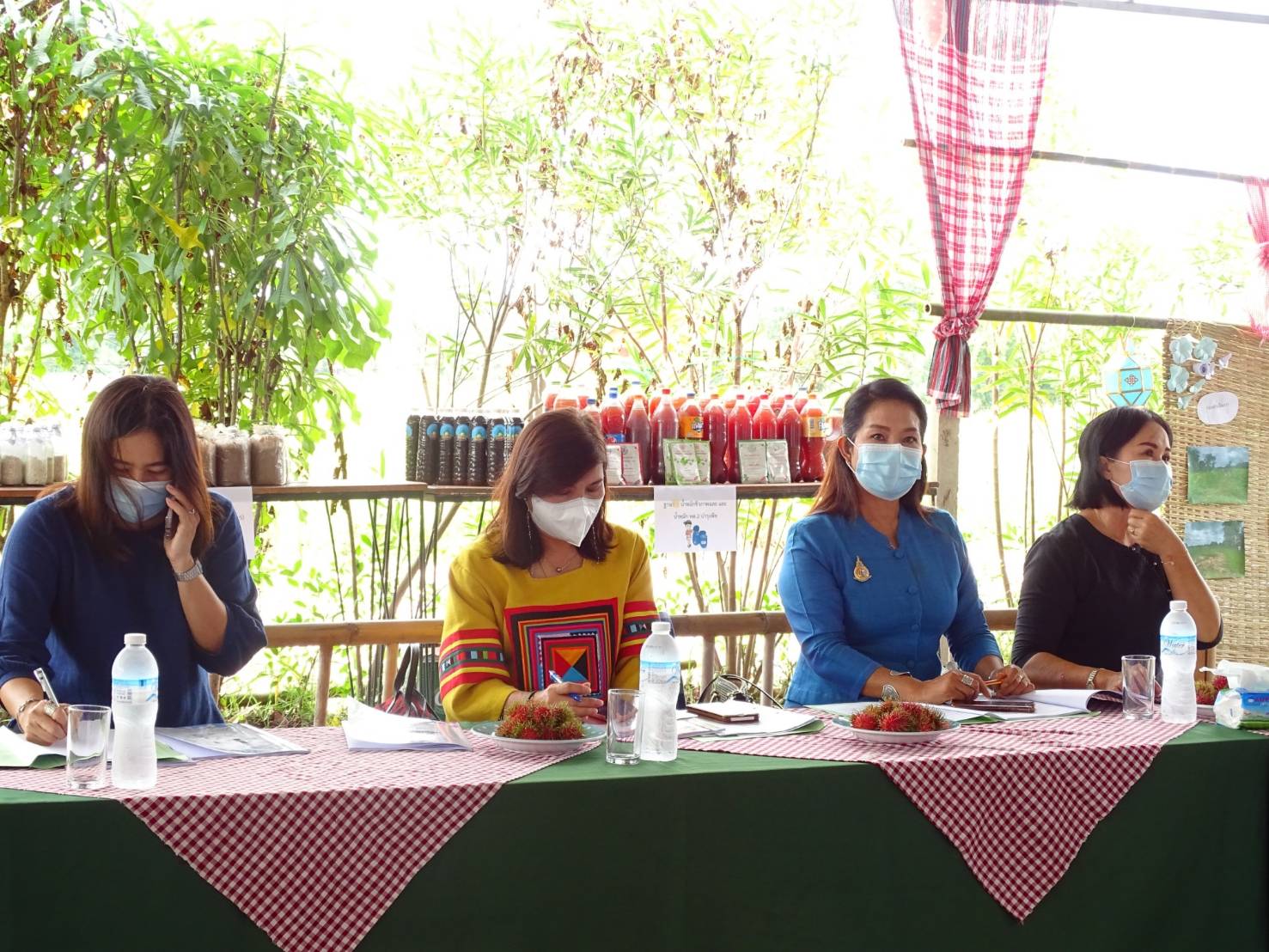 พช.น่าน :  คัดสรรกิจกรรมพัฒนาชุมชนดีเด่น ระดับจังหวัด ประจำปี 2564 ประเภทครัวเรือนสัมมาชีพชุมชนตัวอย่าง ดีเด่นระดับจังหวัด