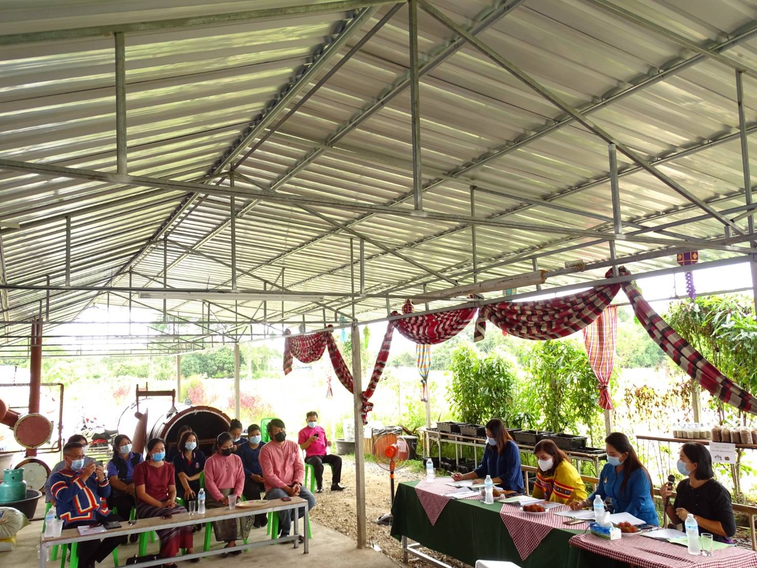 พช.น่าน :  คัดสรรกิจกรรมพัฒนาชุมชนดีเด่น ระดับจังหวัด ประจำปี 2564 ประเภทครัวเรือนสัมมาชีพชุมชนตัวอย่าง ดีเด่นระดับจังหวัด