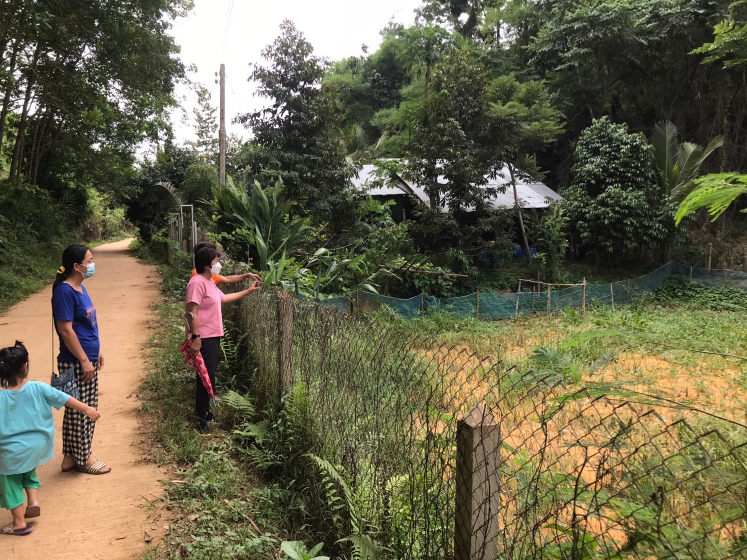 พช.น่าน :  ลงพื้นที่ ประชาสัมพันธ์ สร้างความเข้าใจ โครงการพัฒนาพื้นที่ต้นแบบการ พัฒนาคุณภาพชีวิต ตามหลักทฤษฎีใหม่ ประยุกค์สู่ ” โคก หนอง นา โมเดล ” ในพื้นที่เป้าหมายพื้นที่ภัยแล้งลุ่มน้ำน่าน ปี 2564