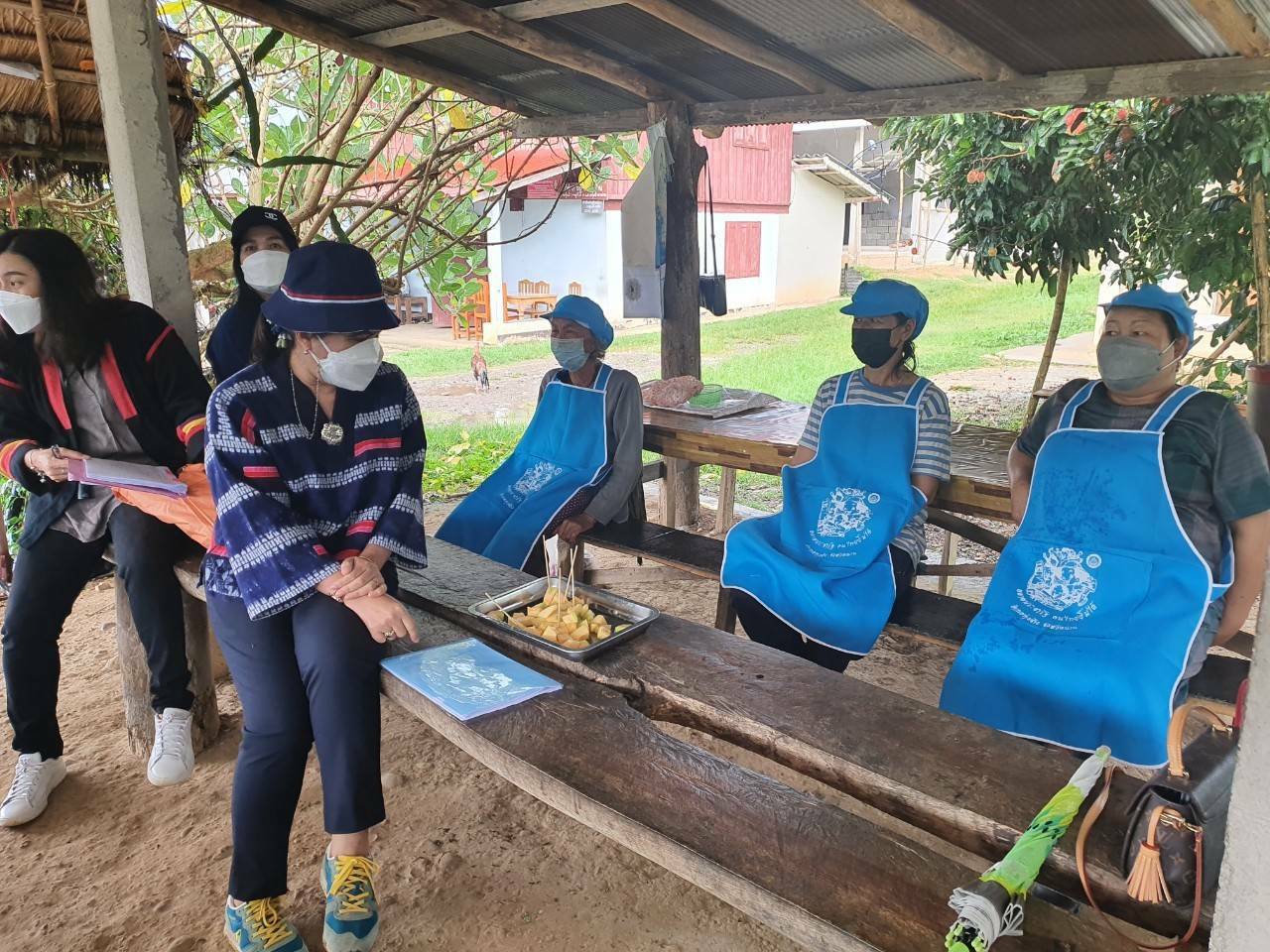 ? พช.น่านติดตามสนับสนุนการขับเคลื่อนโครงการตลาดนัดคนไทยยิ้มได้? ? วันที่ 15กรกฎาคม 2564