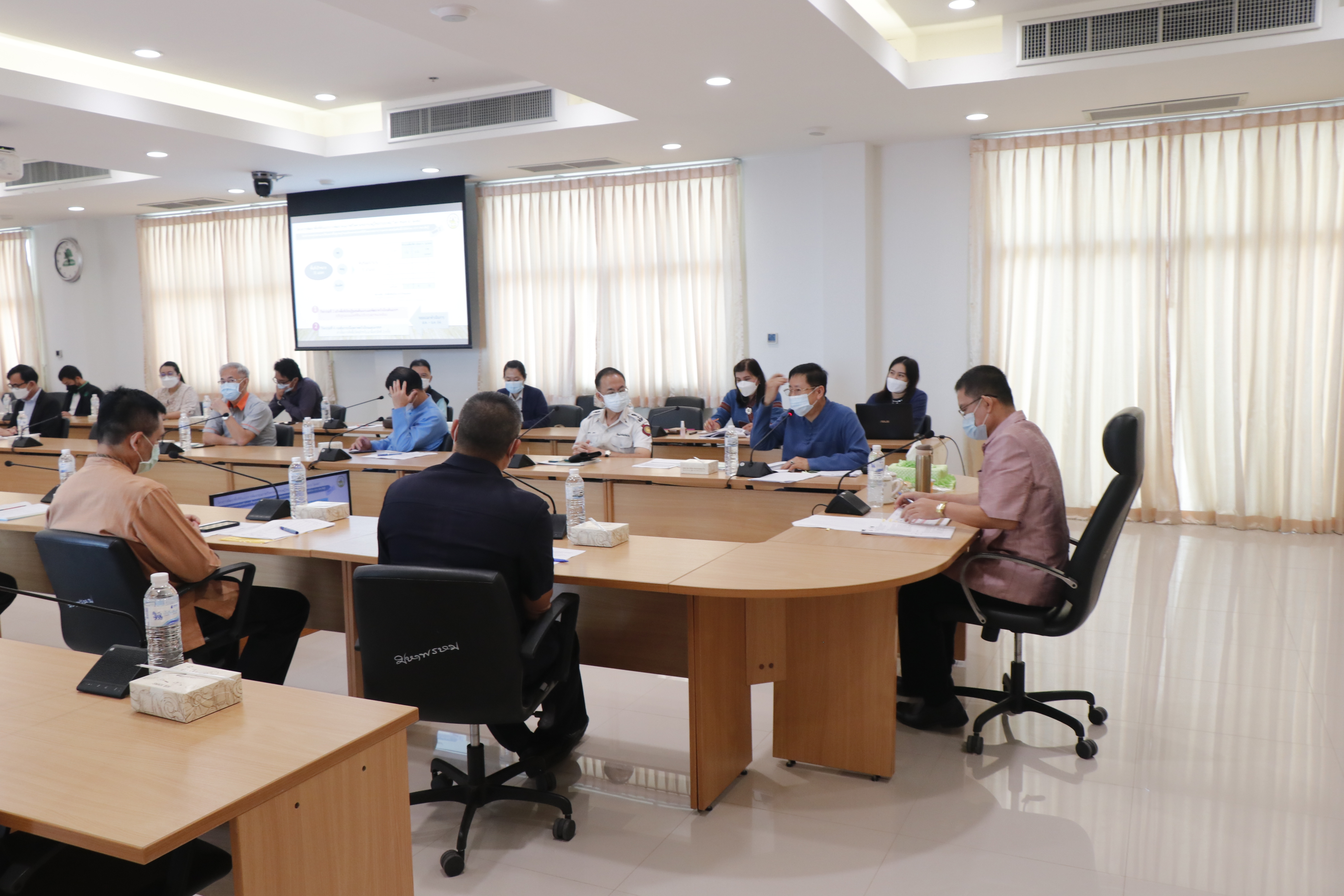 พช.น่าน ร่วมประชุม คณะกรรมการศูนย์บริหารงานการขับเคลื่อนการพัฒนาพื้นที่ต้นแบบการพัฒนาคุณภาพชีวิตตามหลักทฤษฎีใหม่ ประยุกต์สู่ “โคก หนอง นา โมเดล” ระดับจังหวัดและที่ปรึกษา