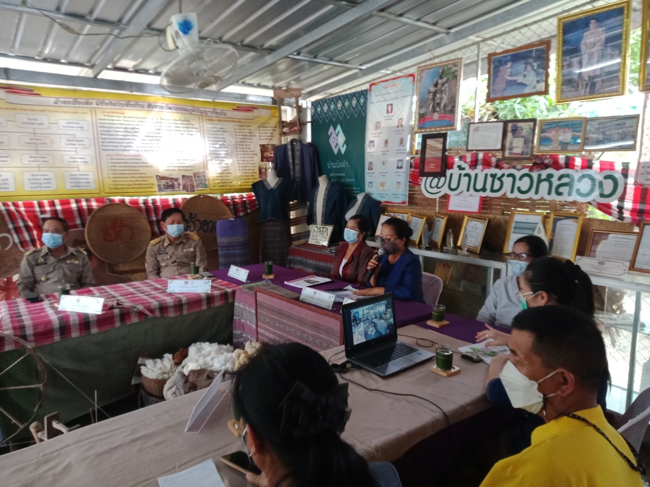 พช.น่าน ดำเนินการคัดเลือกคนกองทุนพัฒนาบทบาทสตรีดีเด่นระดับเขตตรวจราชการ ประจำปี 2564 เขตตรวจราชการที่ 16 ผ่านการประชุมออนไลน์ ระบบ Zoom Meeting