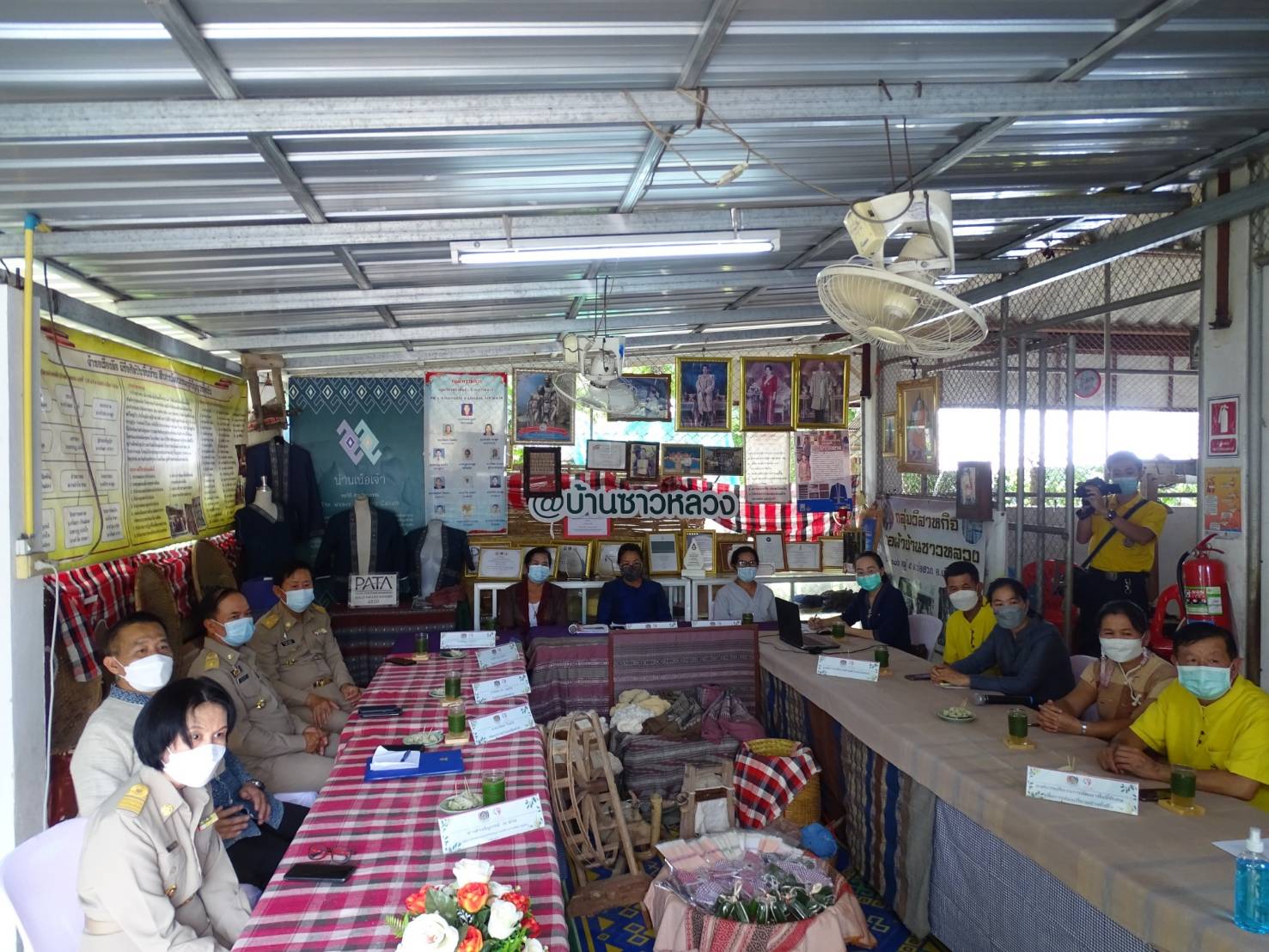 พช.น่าน ดำเนินการคัดเลือกคนกองทุนพัฒนาบทบาทสตรีดีเด่นระดับเขตตรวจราชการ ประจำปี 2564 เขตตรวจราชการที่ 16 ผ่านการประชุมออนไลน์ ระบบ Zoom Meeting