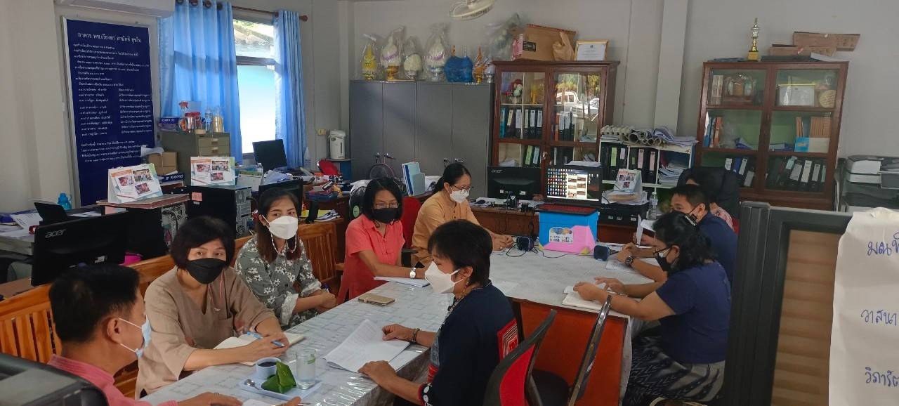 พช.น่าน ติดตามการดำเนินงานความก้าวหน้าการดำเนินงานโครงการพัฒนาพื้นที่ต้นแบบการพัฒนาคุณภาพชีวิตตามหลักทฤษฎีประยุกต์สู่ “โคก หนอง นา โมเดล”อำเภอภูเพียง