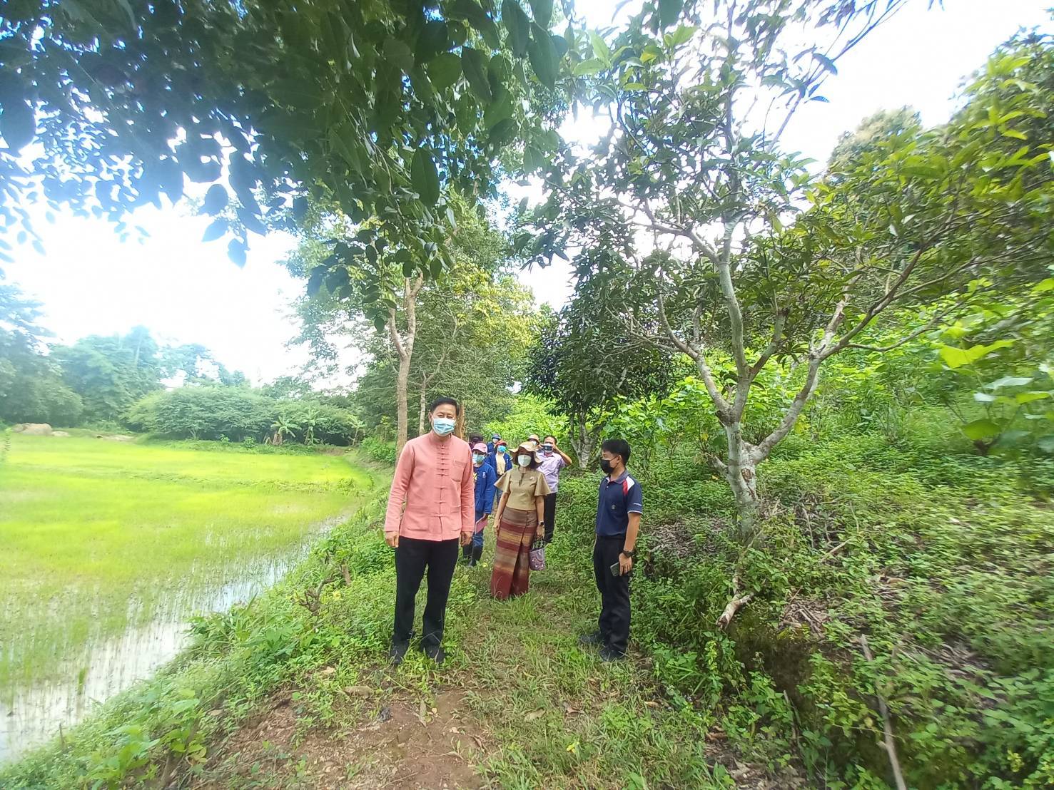 พช.น่าน ติดตามการดำเนินงานความก้าวหน้าการดำเนินงานโครงการพัฒนาพื้นที่ต้นแบบการพัฒนาคุณภาพชีวิตตามหลักทฤษฎีประยุกต์สู่ “โคก หนอง นา โมเดล”อำเภอภูเพียง