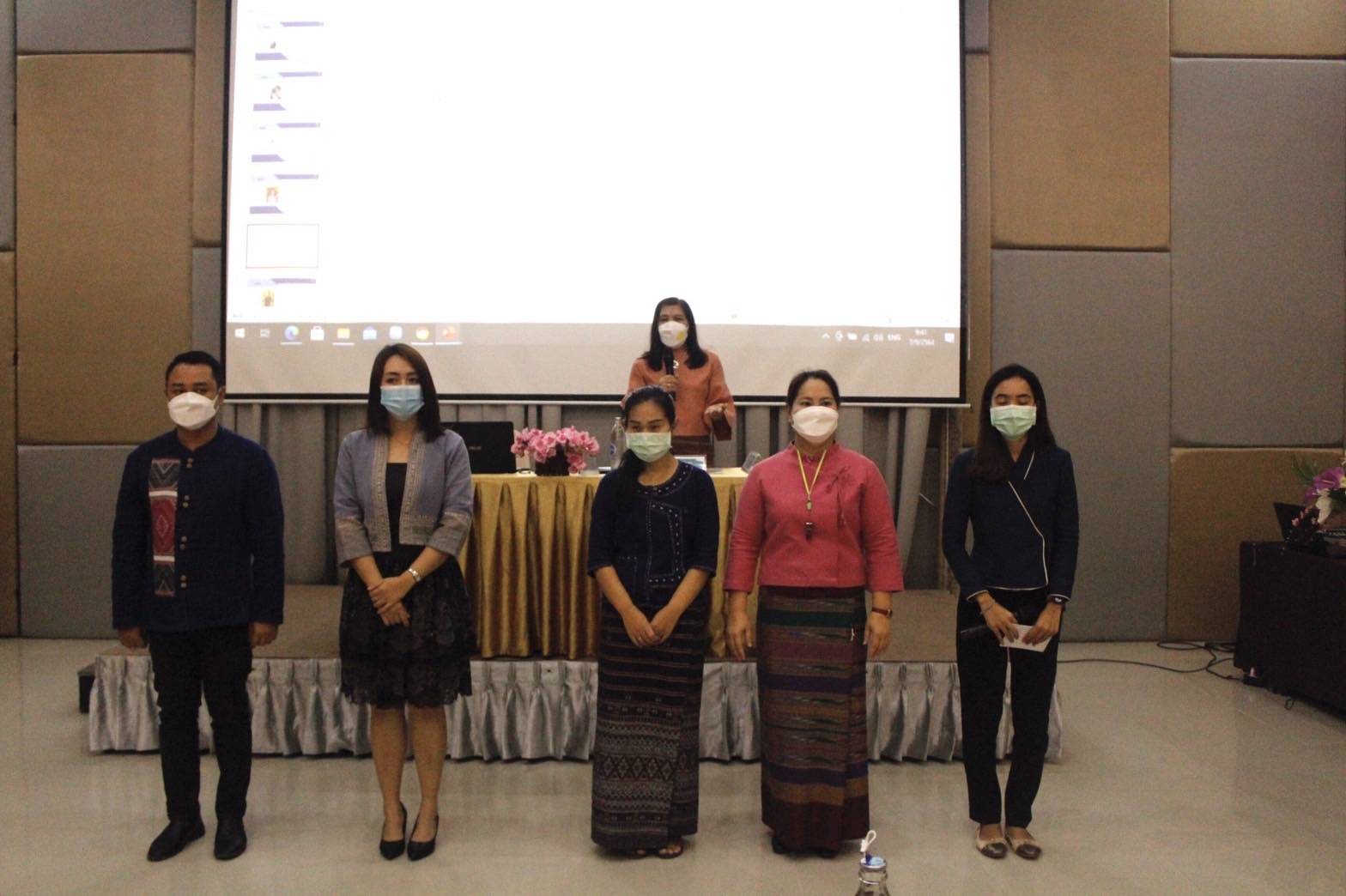 พัฒนาชุมชนจังหวัดน่านพัฒนาศักยภาพผู้ประกอบการณ์สู่ยุค 4.0