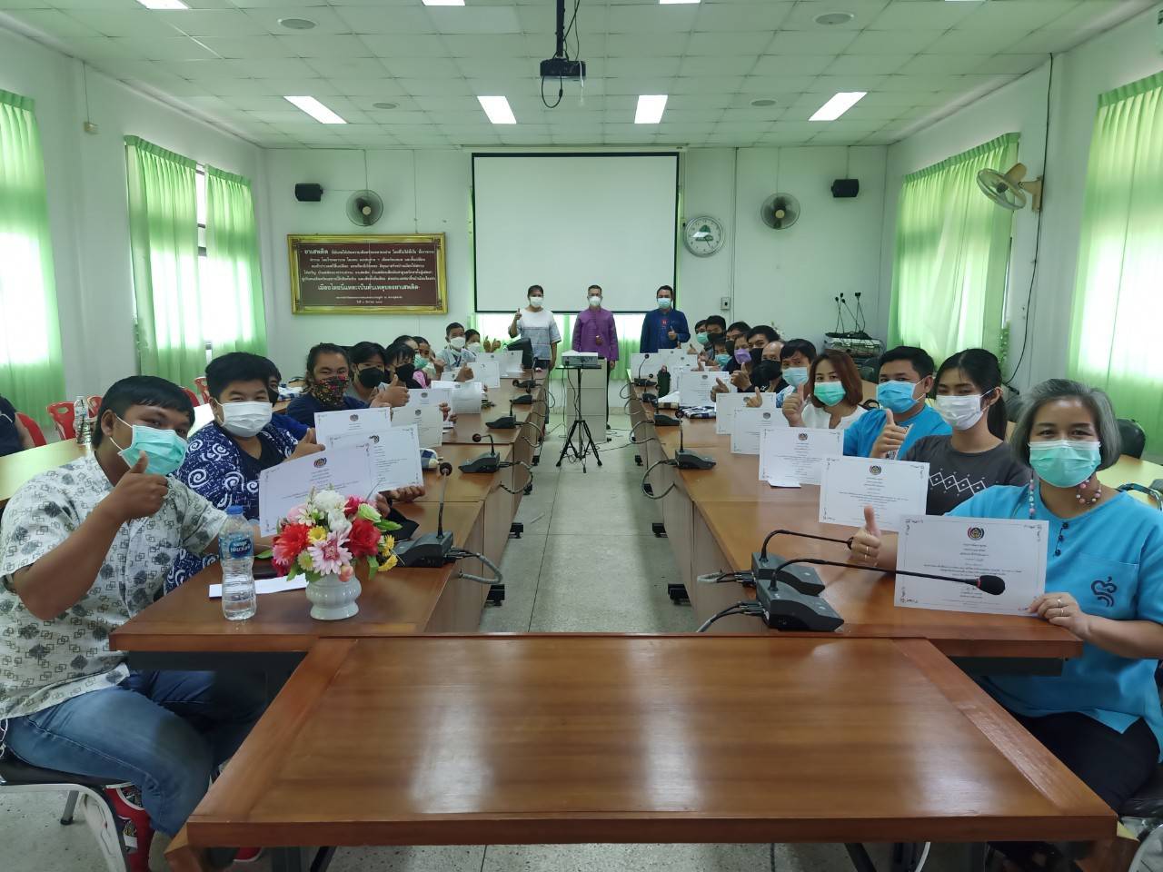 @ที่นี่เมืองน่าน@ จบการฝึกอบรม “โคก หนอง นา พช.” จังหวัดน่าน ผ่านระบบ ZOOM  3จุด พร้อมเดินหน้าสืบสานศาสตร์พระราชา “โคก หนอง นา โมเดล” พัฒนาชุมชน