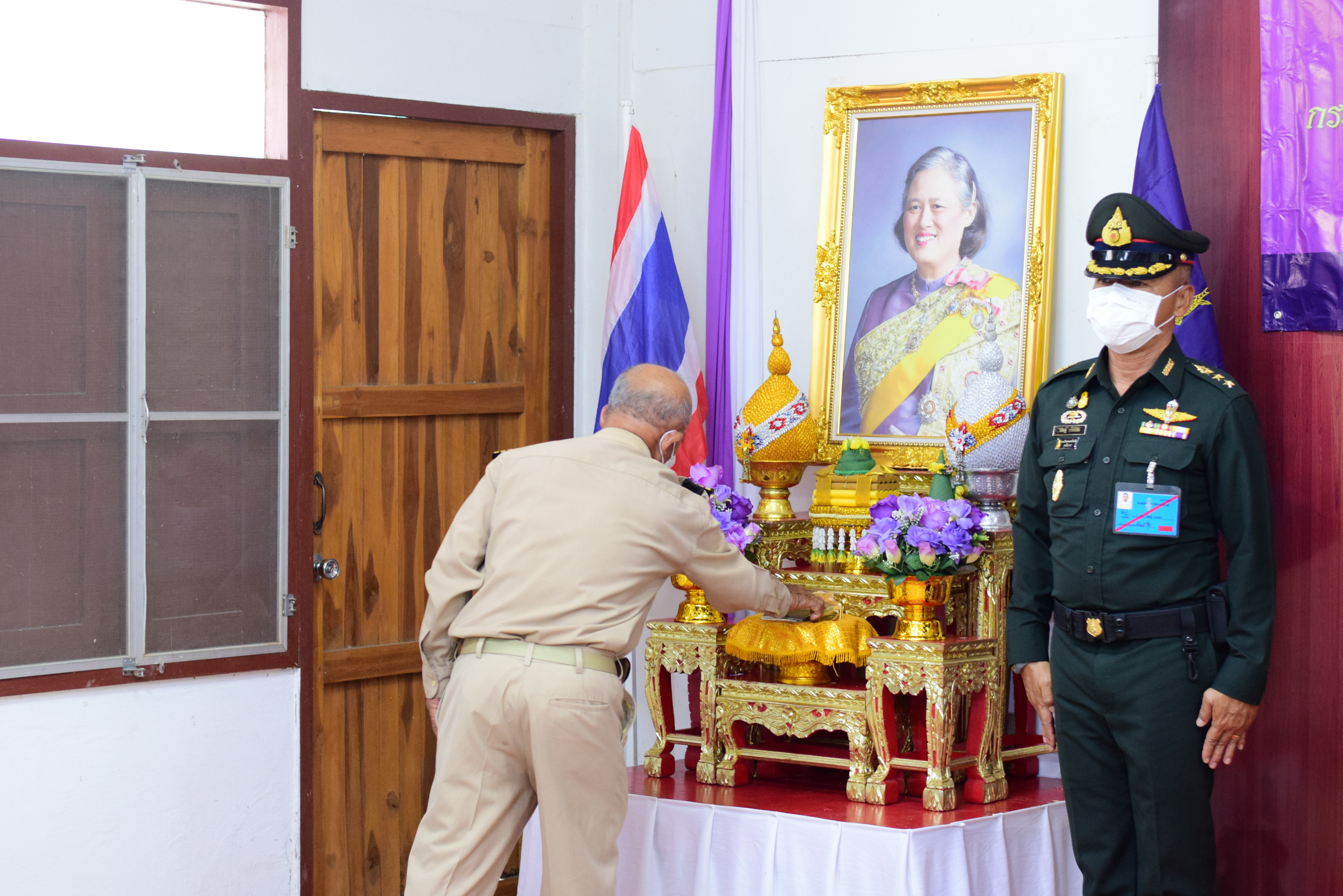 @ที่นี่เมืองน่าน@ พช.น่าน ร่วมพิธีรับมอบเมล็ดพันธุ์พืชพระราชทานจากสมเด็จพระกนิษฐาธิราชเจ้า กรมสมเด็จพระเทพรัตนราชสุดาฯ สยามบรมราชกุมารี