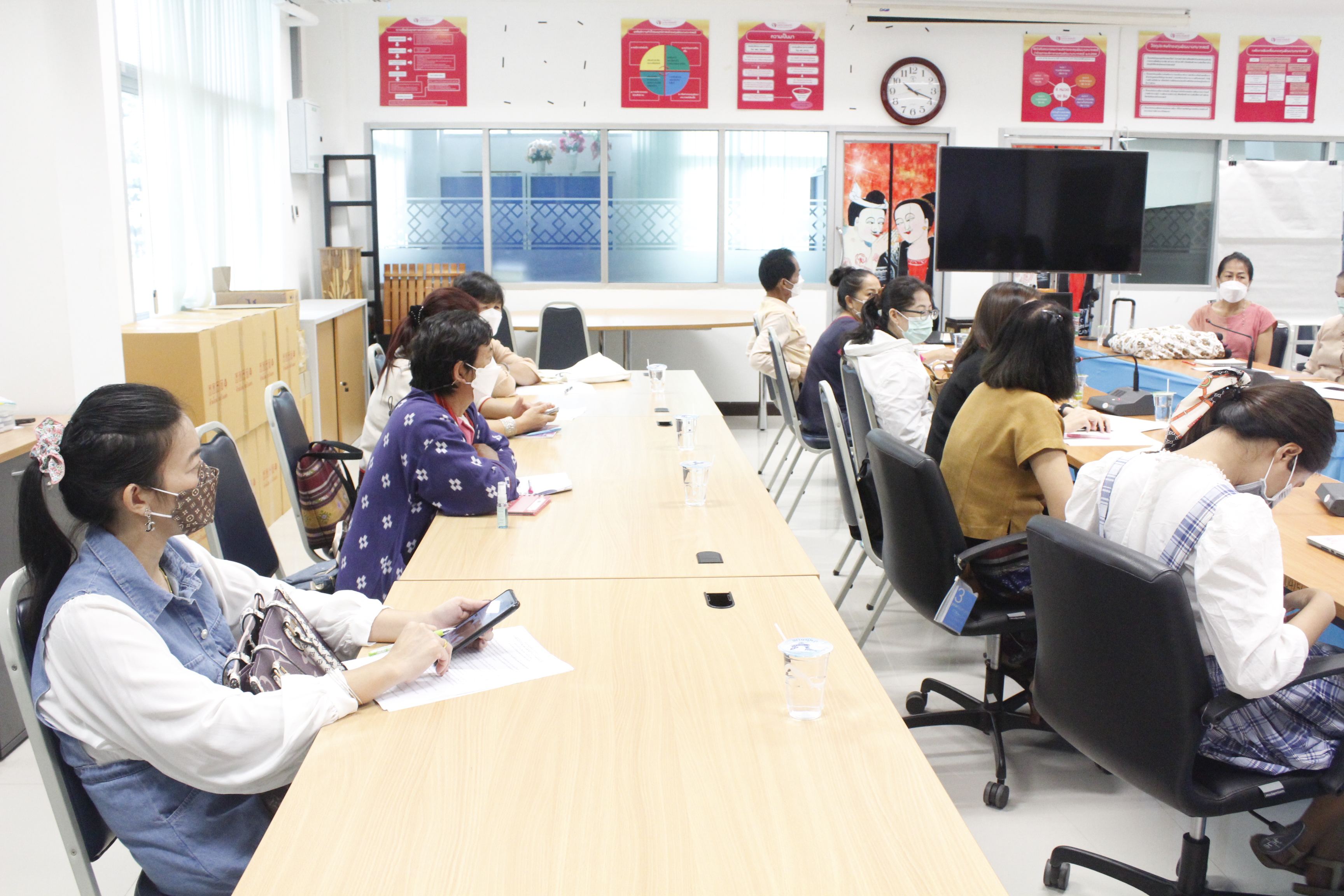 @ที่นี่เมืองน่าน@  พช.น่าน ประชุมเตรียมความพร้อมงาน OTOP ศิลปาชีพ ประทิปไทย OTOP ก้าวไกลด้วยพระบารมี