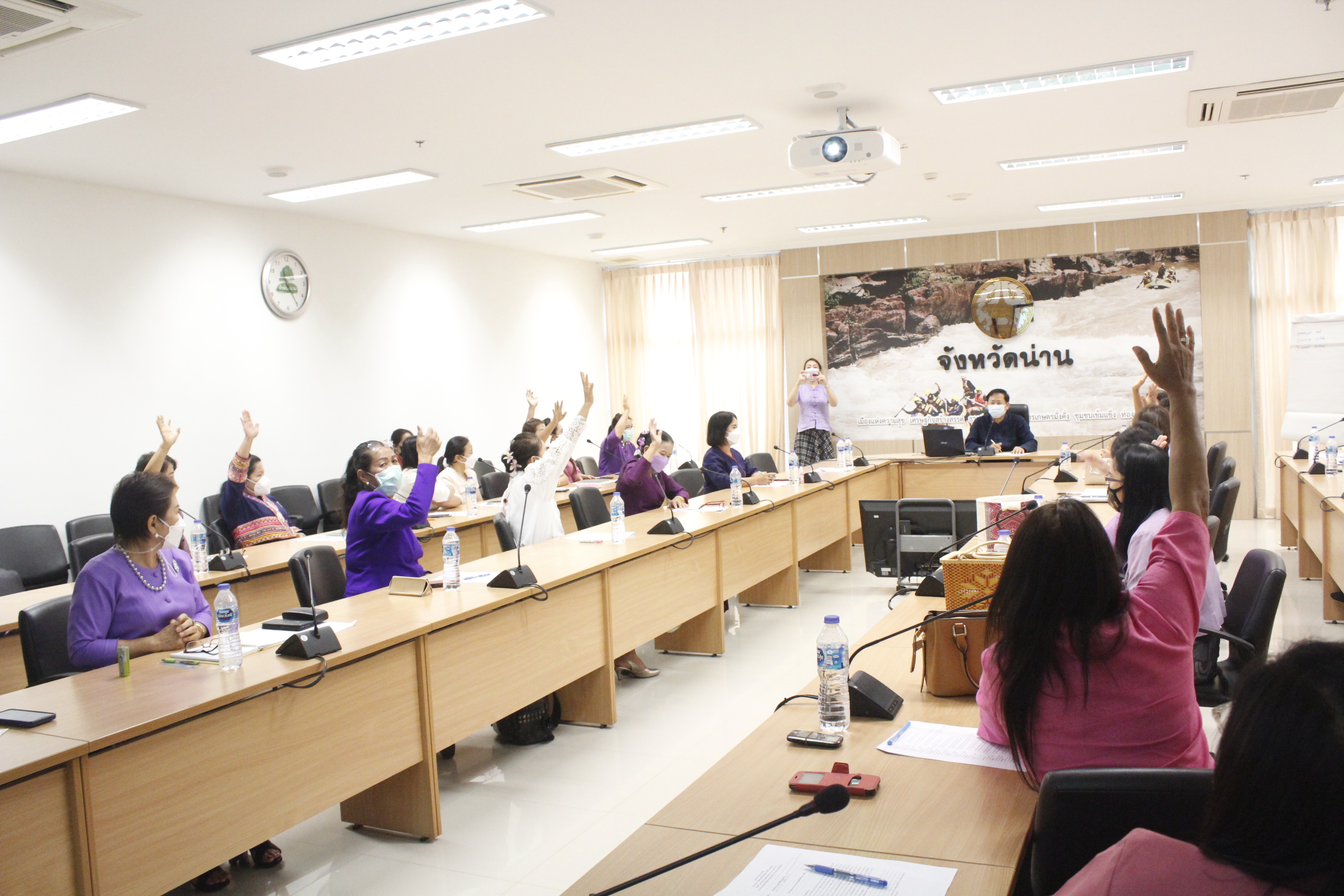 @ที่นี่เมืองน่าน@  พช.น่าน ประชุมเพื่อคัดเลือกคณะกรรมการพัฒนาสตรีจังหวัด (กพส.จ.) จังหวัดน่าน