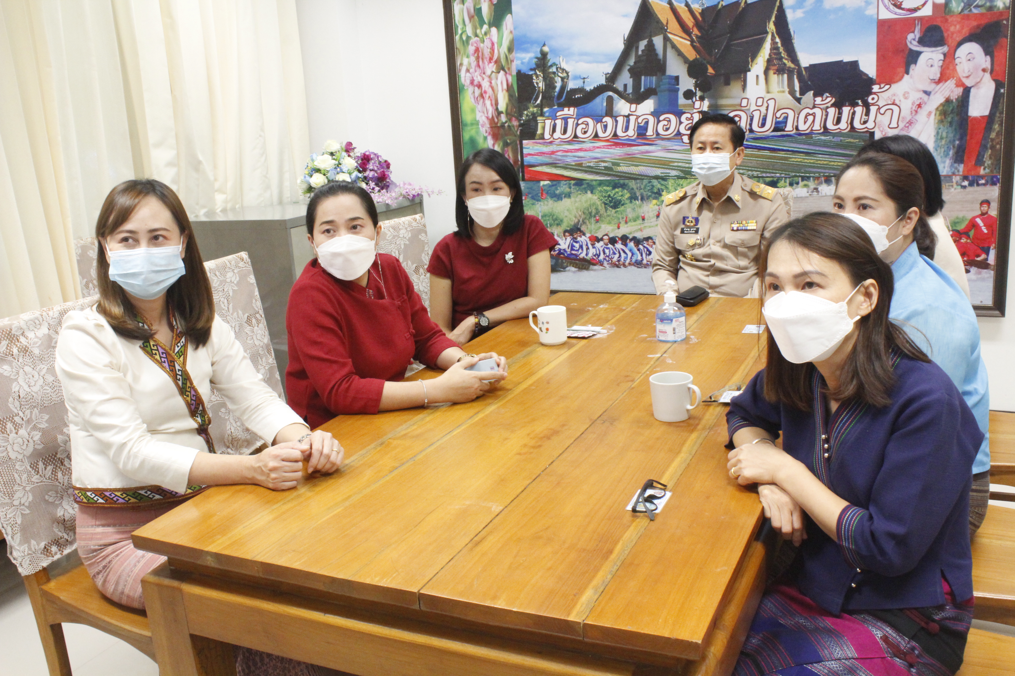 @ที่นี่เมืองน่าน@ พช.น่าน ดำเนินการประเมินบุคคล ผลงาน และความเหมาะสมกับตำแหน่ง (สอบสัมภาษณ์) ในการคัดเลือกบุคคลเข้ารับการประเมินผลงานเพื่อเลื่อนขึ้นแต่งตั้งให้ดำรงตำแหน่ง ประเภทวิชาการ ระดับชำนาญการพิเศษ ตำแหน่งผู้อำนวยการกลุ่มงานประสานและสนับสนุนการบริหารงานพัฒนาชุมชน กรมการพัฒนาชุมชน ประจำปีงบประมาณ พ.ศ.๒๕๖๔