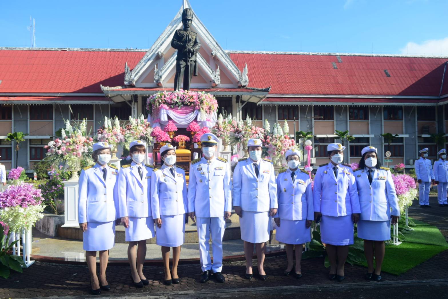 @ที่นี่เมืองน่าน@ “พช.น่าน ร่วมพิธีวางพวงมาลาน้อมรำลึกเนื่องในวันคล้ายวันสวรรคตพระบาทสมเด็จพระจุลจอมเกล้าเจ้าอยู่หัว 23 ตุลาคม 2564”