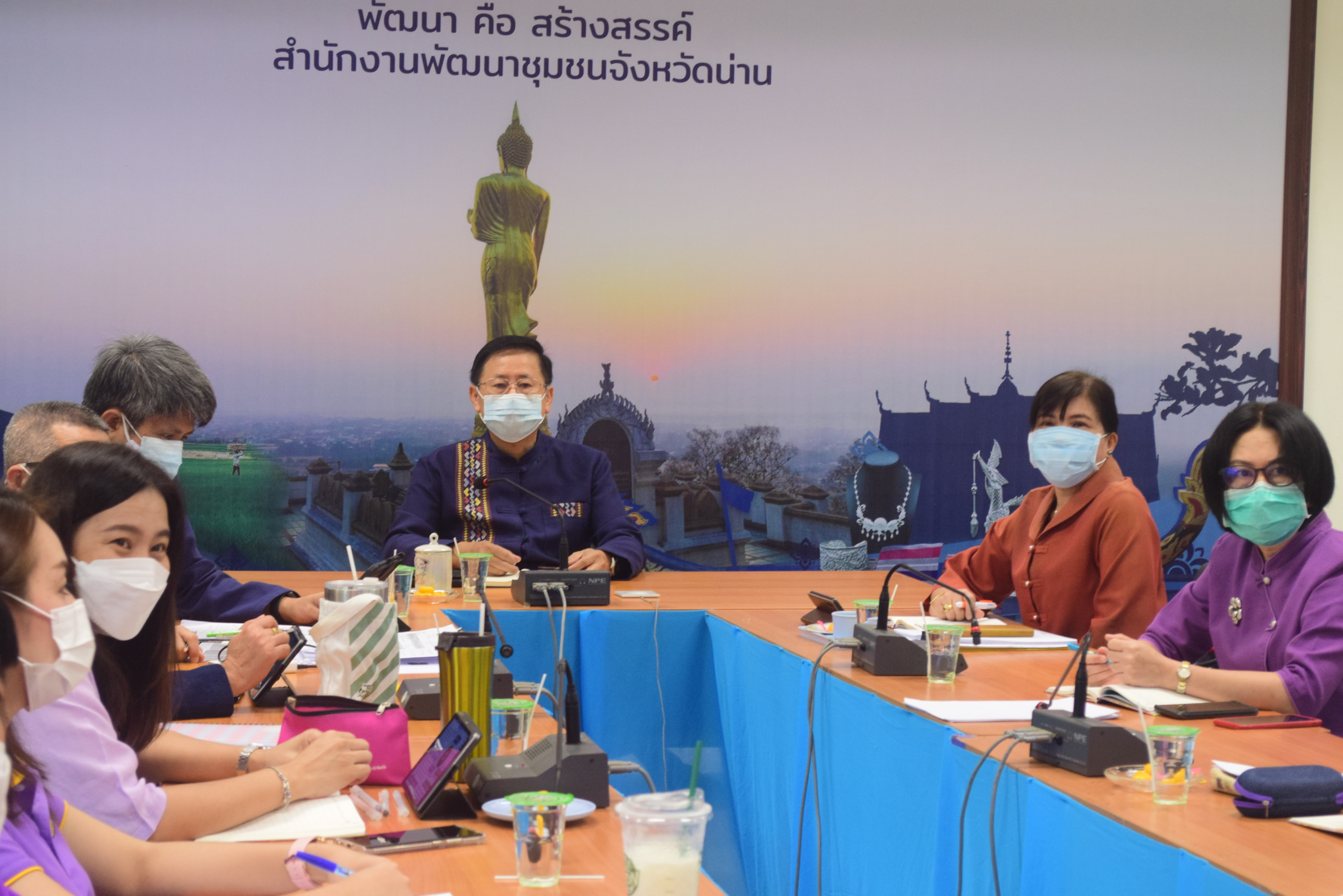 @ที่นี่เมืองน่าน@ พช.น่าน ร่วมประชุมรับนโยบายการขับเคลื่อนงานพัฒนาชุมชน ประจำปี 2565 ผ่านระบบประชุมทางไกล (Video Conference)