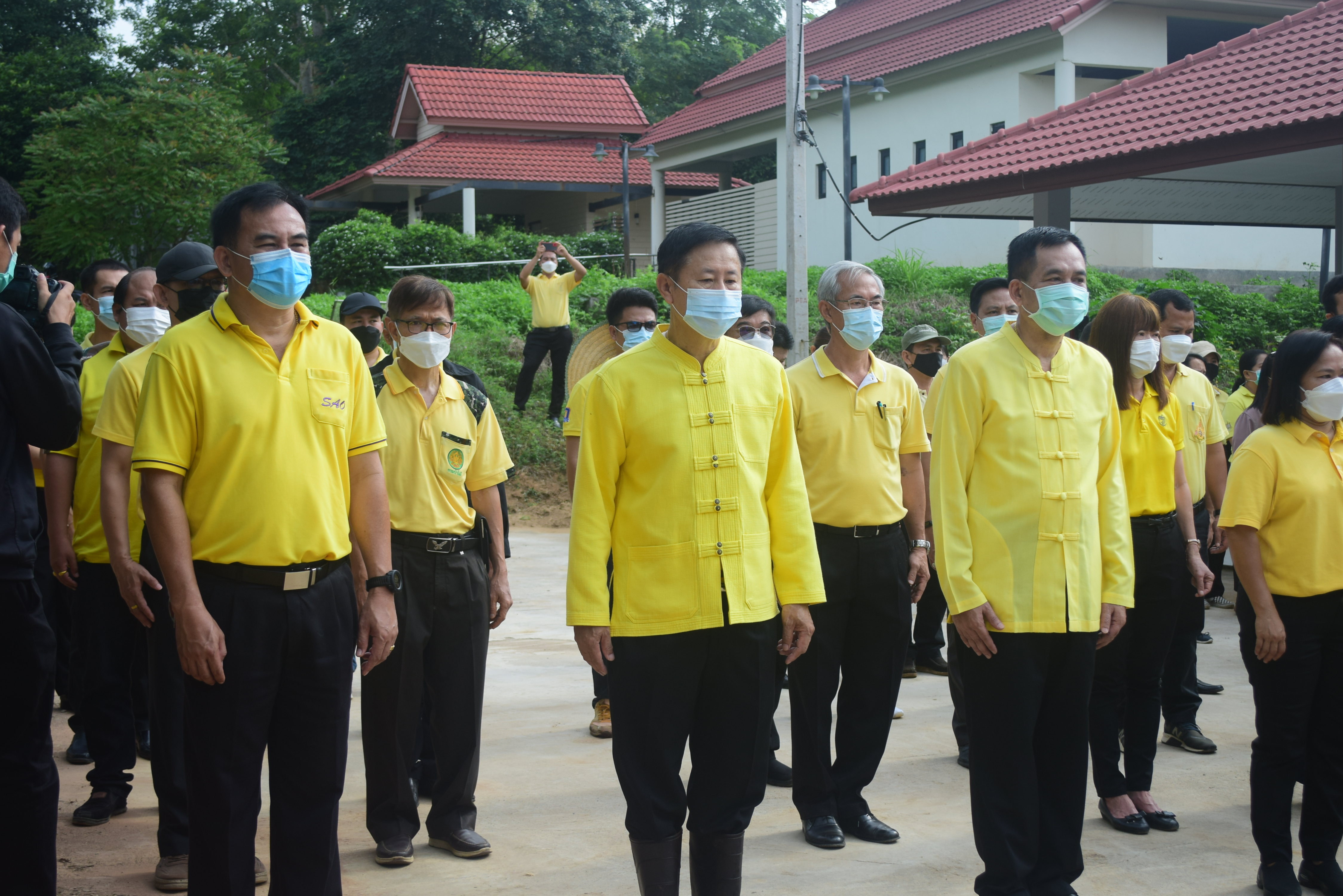@ที่นี่เมืองน่าน @จังหวัดน่าน จัดกิจกรรมปลูกต้นไม้ เนื่องในวันรักต้นไม้ประจำปีของชาติ ประจำปี 2564 เพื่อน้อมรำลึกถึงพระมหากรุณาธิคุณ สมเด็จพระศรีนครินทราบรมราชชนนี