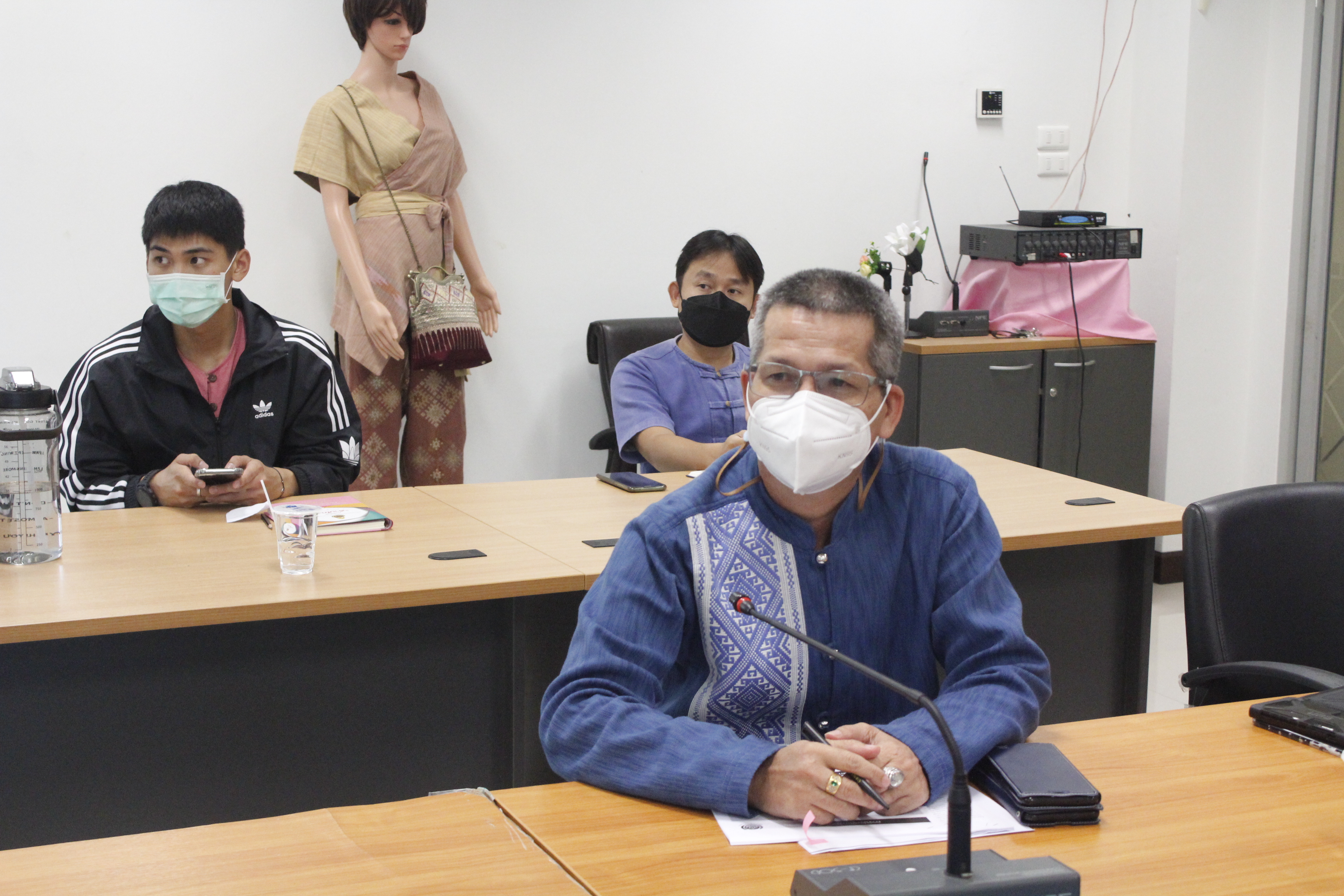 @ที่นี่เมืองน่าน@ พช.น่าน ร่วมรับฟังการประชุมกรมการพัฒนาชุมชน ครั้งที่ 10 /2564 ผ่านระบบวีดิทัศน์ทางไกล (VDO CONFERENCE)  