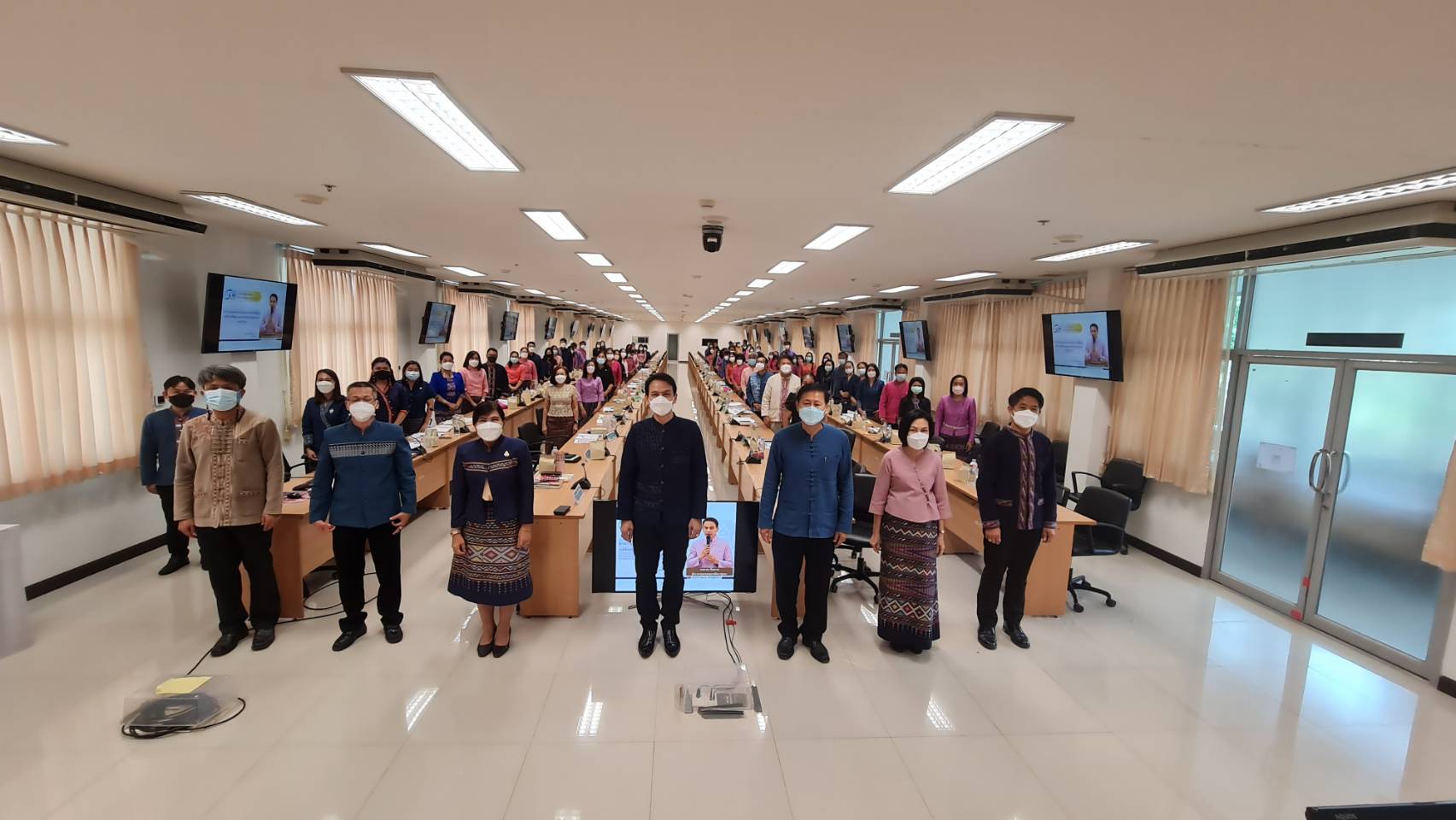 @ที่นี่เมืองน่าน@ พช.น่าน ประชุมมอบนโยบายการขับเคลื่อนงานพัฒนาชุมชน ประจำปี 2565