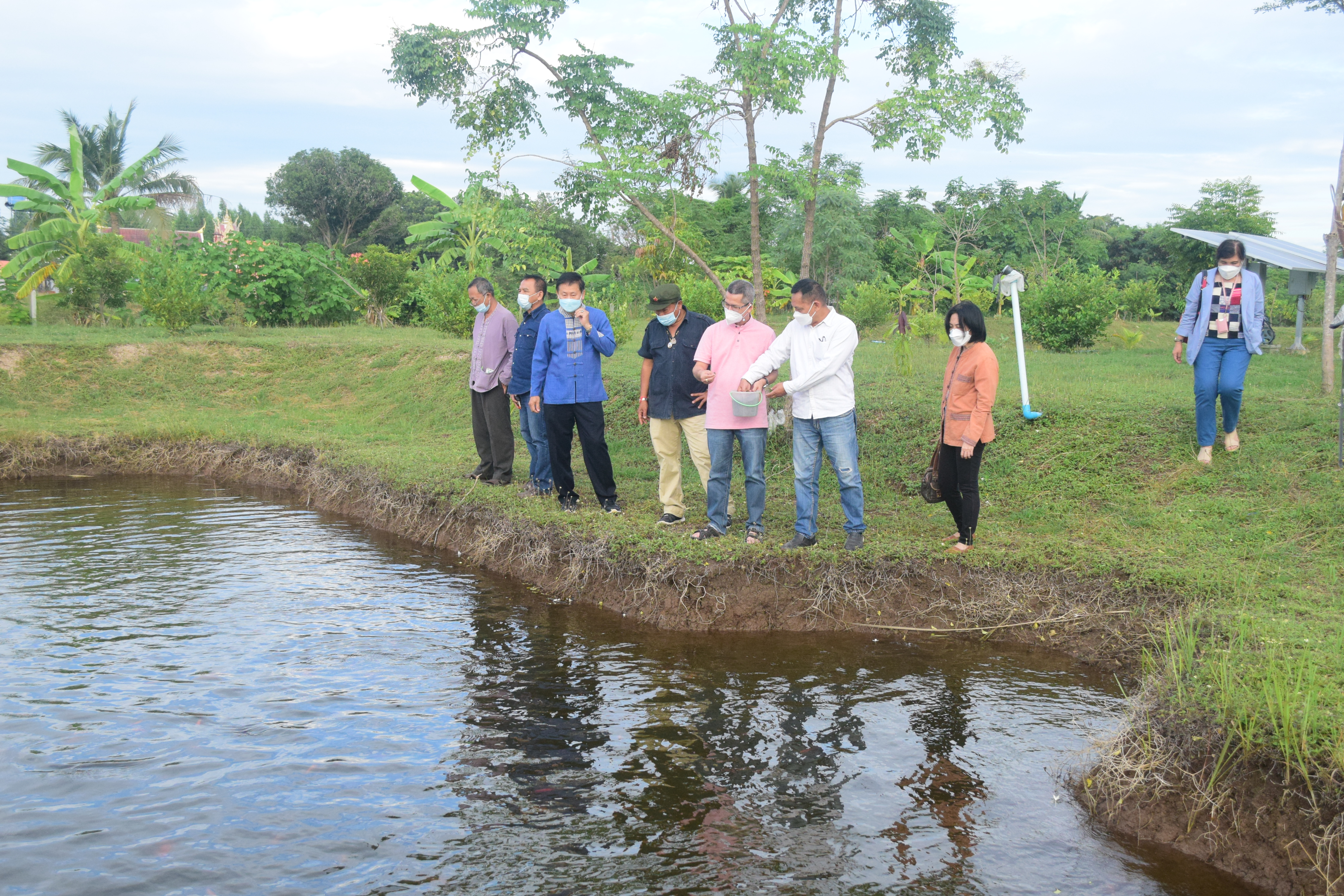 @ที่นี่เมืองน่าน@ พช.น่าน ศึกษาดูงานโครงการพัฒนาพื้นที่ต้นแบบการพัฒนาคุณภาพชีวิตตามหลักทฤษีใหม่ ประยุกต์สู่ โคก หนอง นาโมเดล