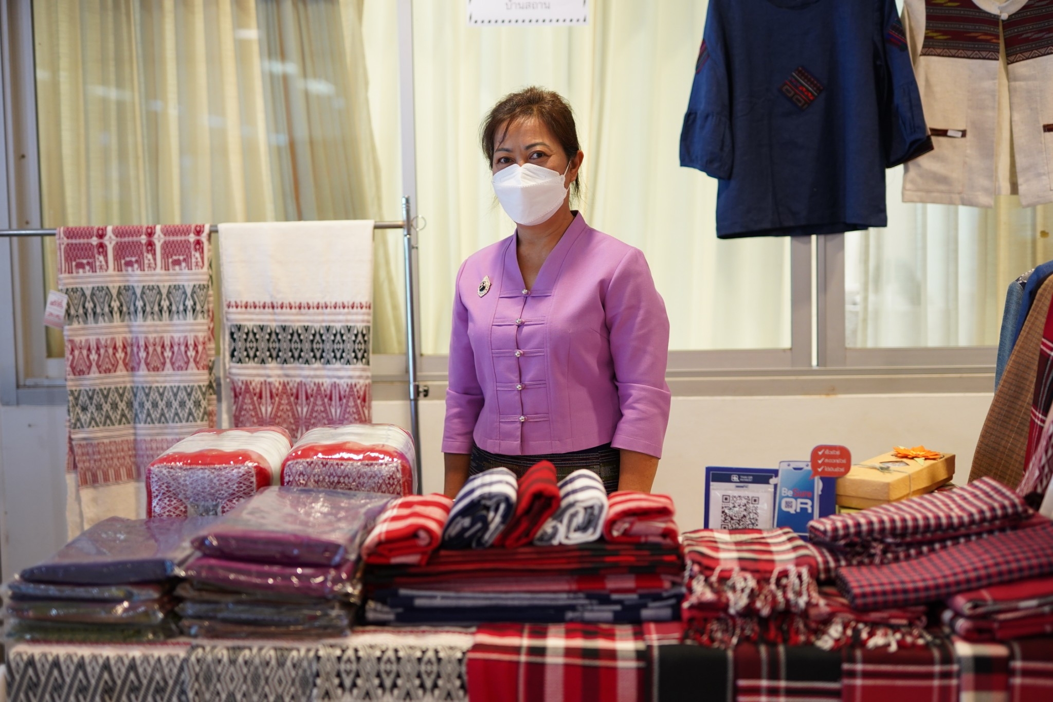 @ที่นี่เมืองน่าน@ พช.น่าน จัดกิจกรรม OTOP Mobile เพื่อกระตุ้นเศรษฐกิจ และส่งเสริมผู้ประกอบการOTOP จังหวัดน่าน