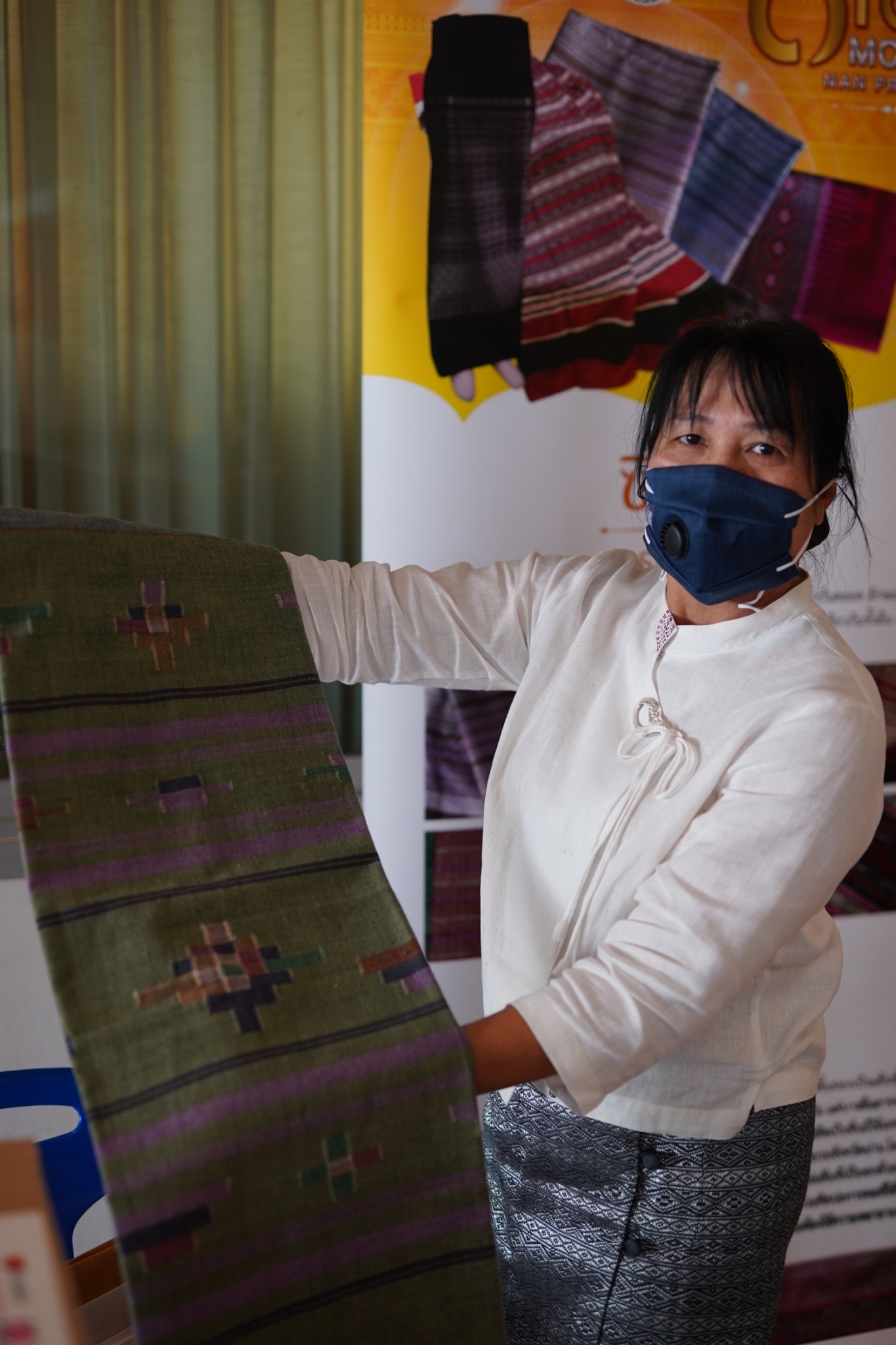 @ที่นี่เมืองน่าน@ พช.น่าน จัดกิจกรรม OTOP Mobile เพื่อกระตุ้นเศรษฐกิจ และส่งเสริมผู้ประกอบการOTOP จังหวัดน่าน