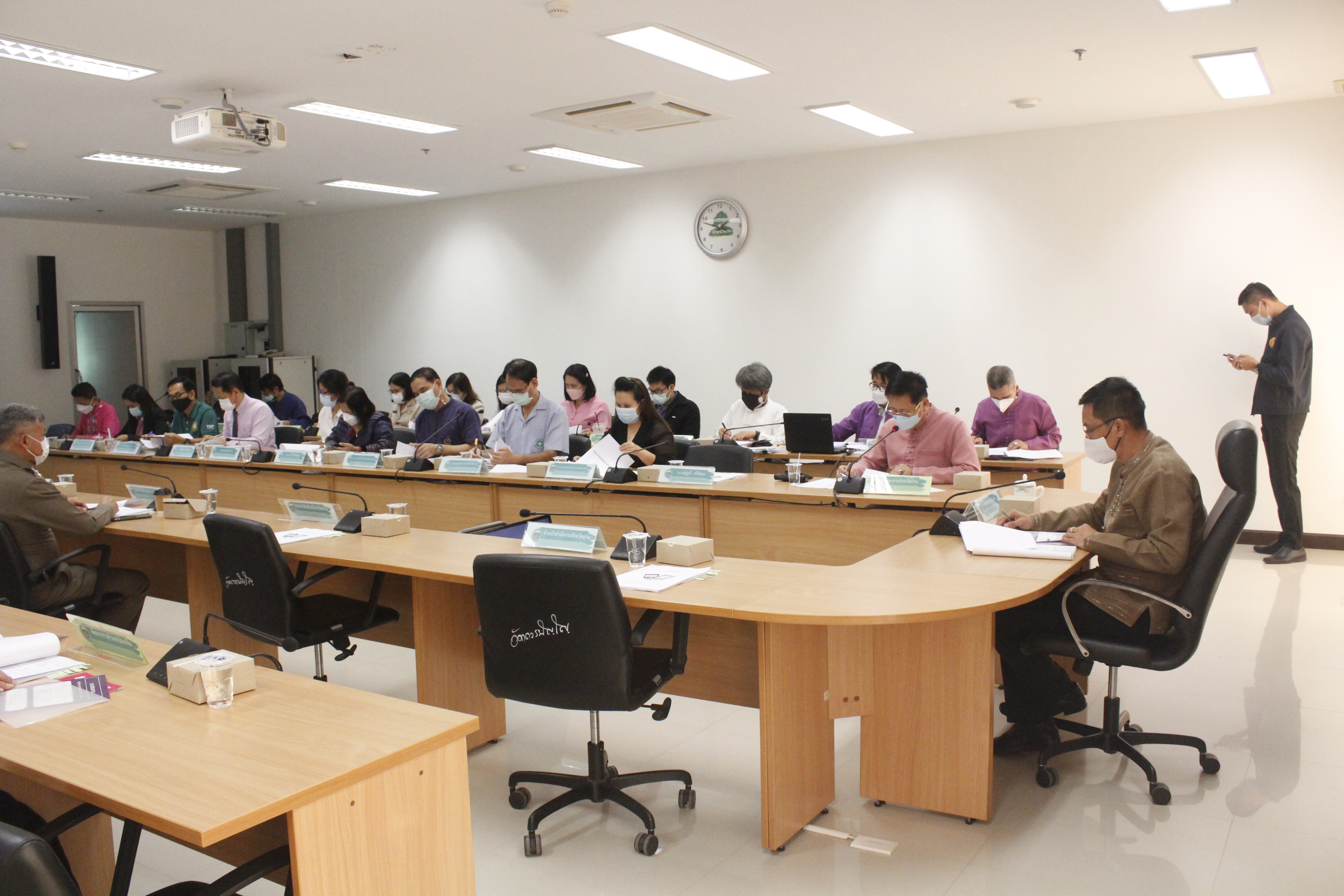 @ที่นี่เมืองน่าน@ พช.น่าน ประชุมคณะทำงานบริหารการจัดเก็บข้อมูลเพื่อการพัฒนาชุมชนจังหวัดน่าน ประจำปี 2564 ครั้งที่ 2/2564