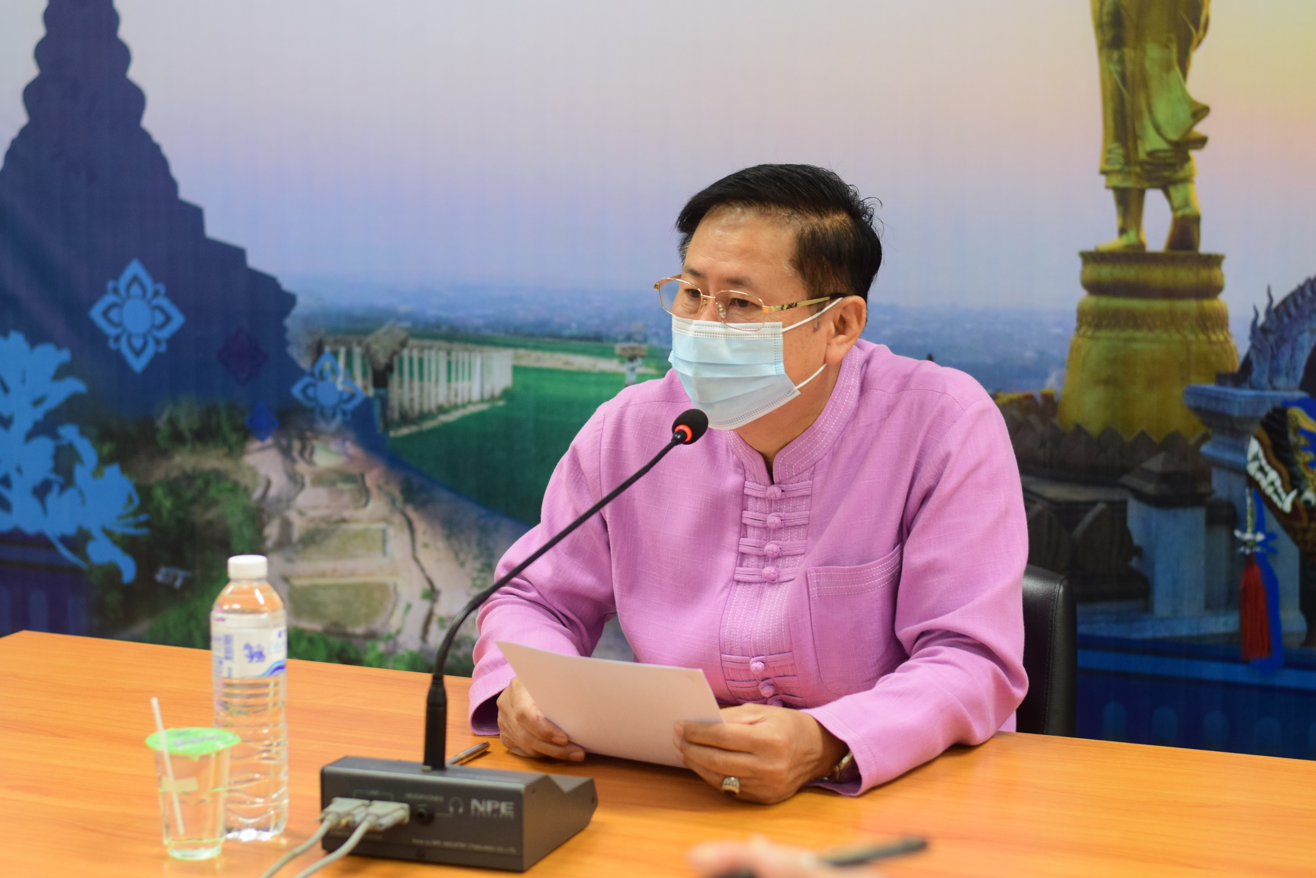 @ที่นี่เมืองน่าน@ พช.น่าน ประชุม ผู้ผลิต ผู้ประกอบการ OTOP จังหวัดน่าน เข้าร่วมแสดงและจำหน่ายผลิตภัณฑ์ OTOP งานโอทอปไทย สู้ภัยโควิด – 19