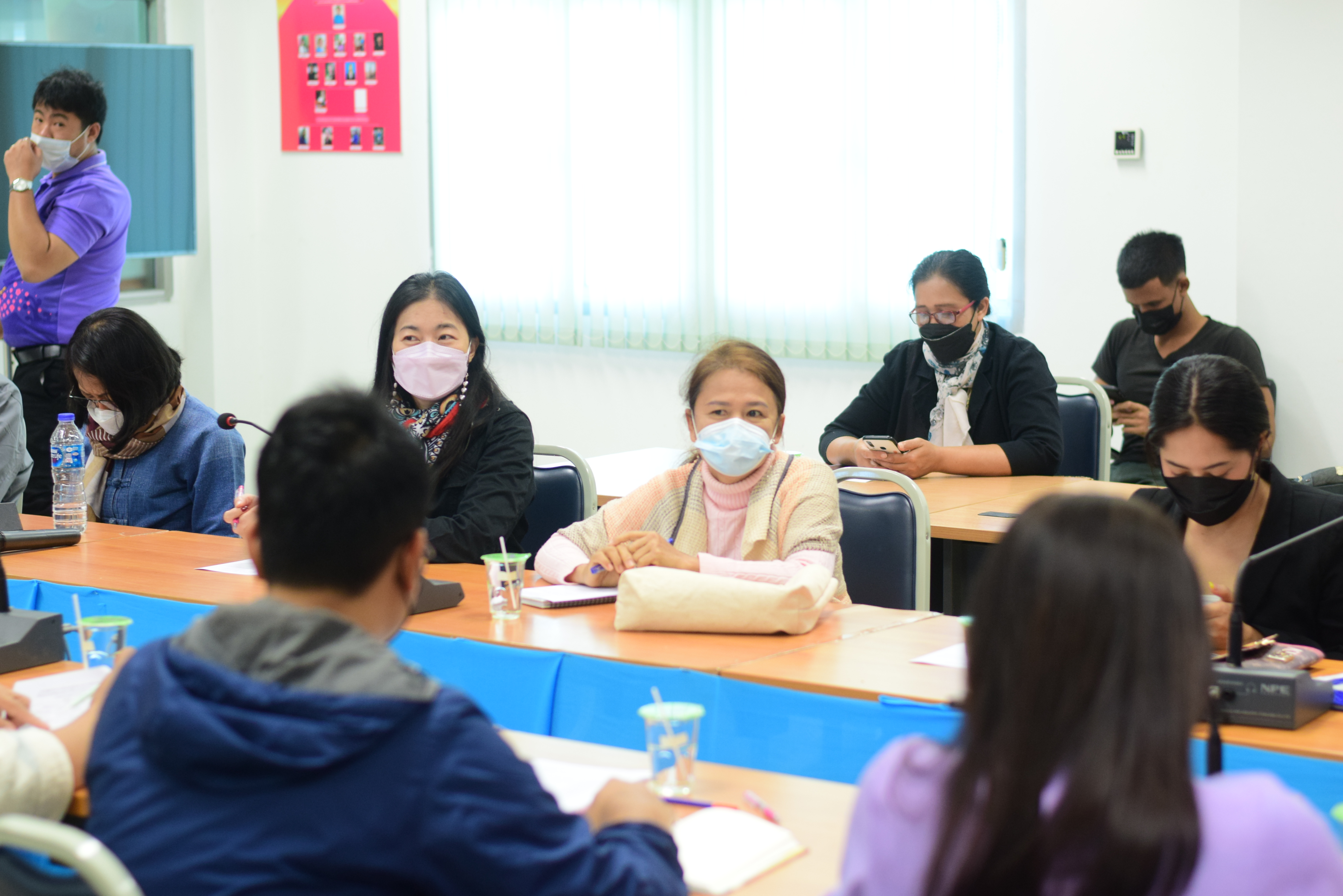 @ที่นี่เมืองน่าน@ พช.น่าน ประชุม ผู้ผลิต ผู้ประกอบการ OTOP จังหวัดน่าน เข้าร่วมแสดงและจำหน่ายผลิตภัณฑ์ OTOP งานโอทอปไทย สู้ภัยโควิด – 19