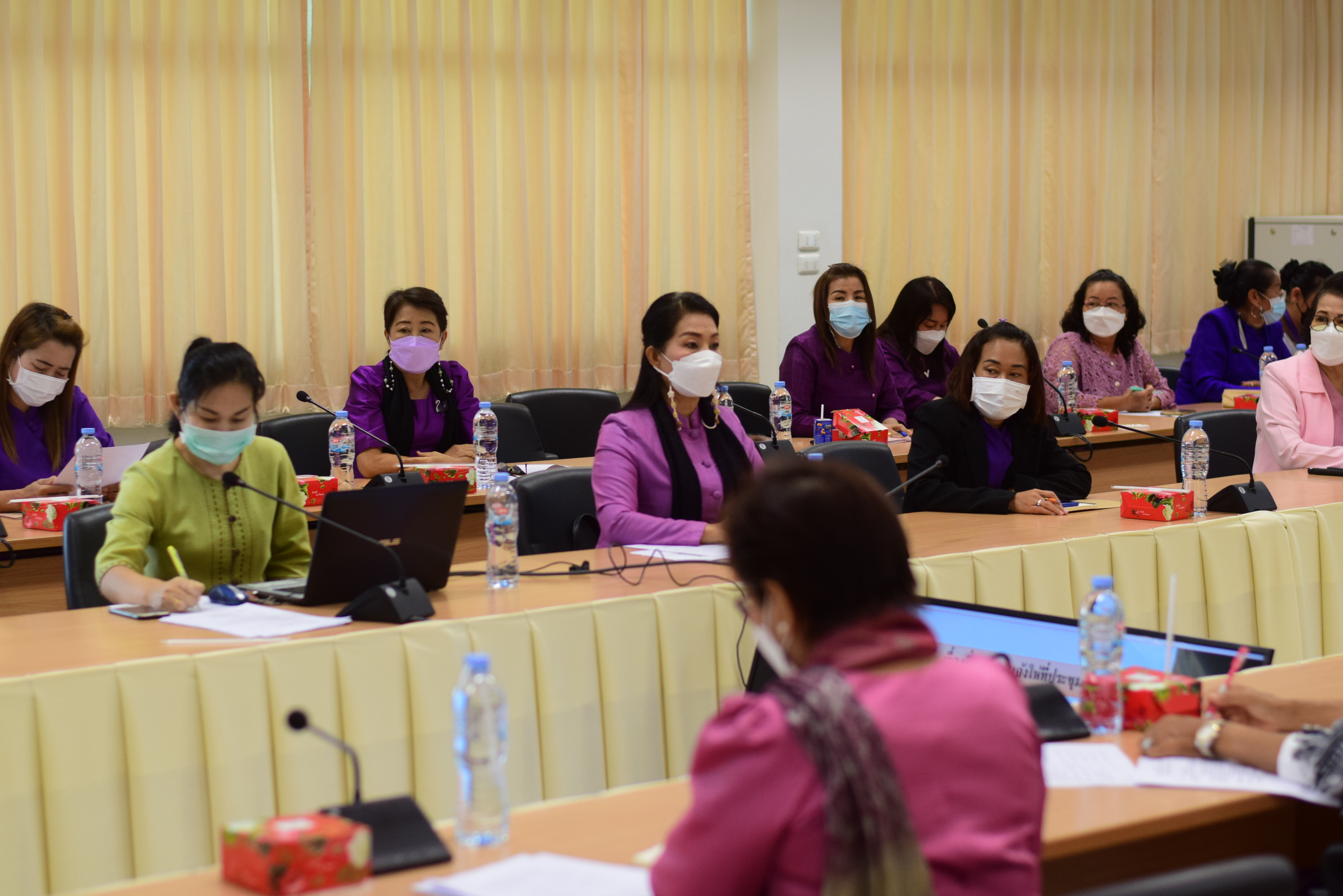 @ที่นี่เมืองน่าน@ พช.น่าน จัดประชุมคณะกรรมการพัฒนาสตรีจังหวัดน่านวางแผนการขับเคลื่อนงานตามภารกิจขององค์กรสตรี ประจำปี 2565