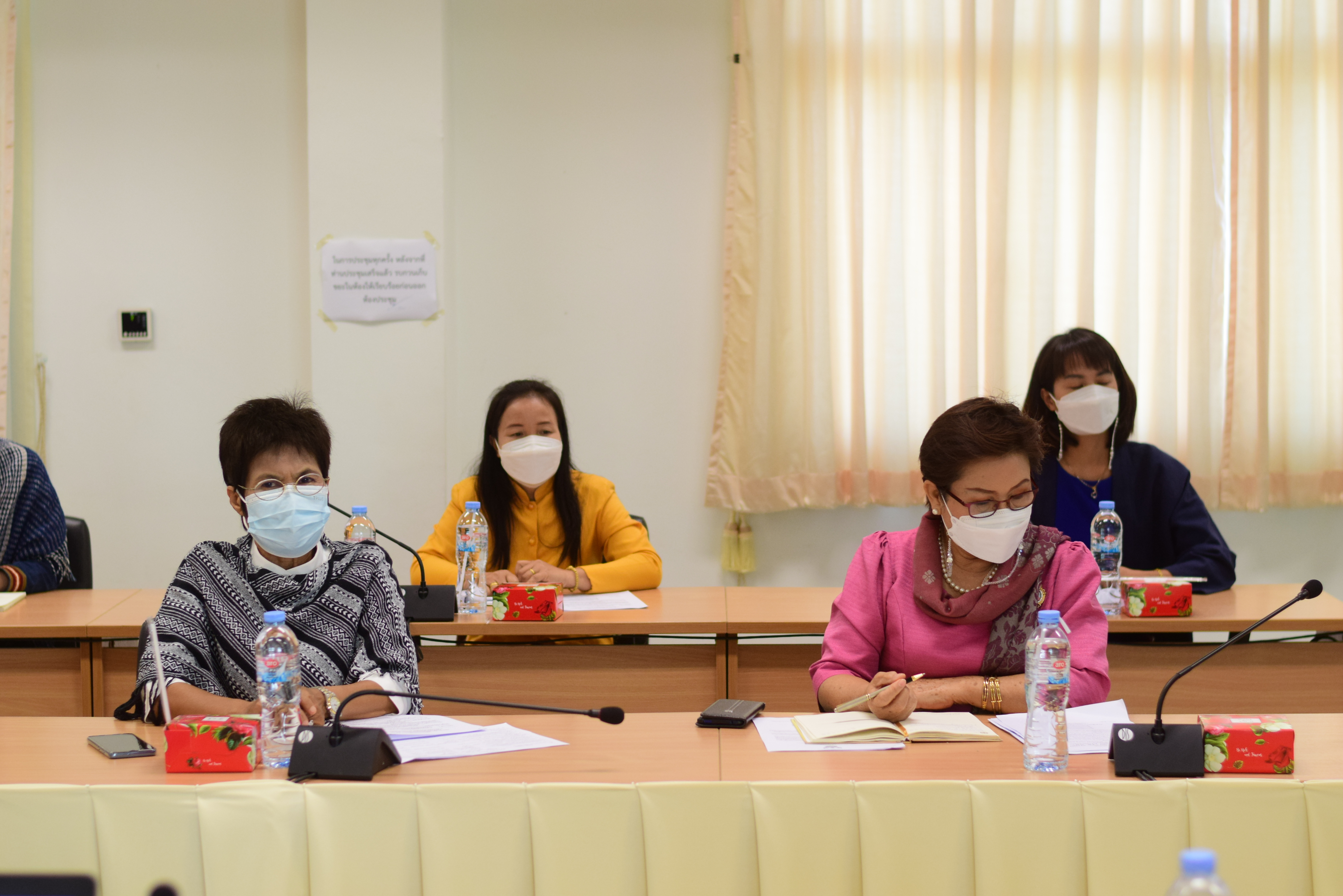 @ที่นี่เมืองน่าน@ พช.น่าน จัดประชุมคณะกรรมการพัฒนาสตรีจังหวัดน่านวางแผนการขับเคลื่อนงานตามภารกิจขององค์กรสตรี ประจำปี 2565