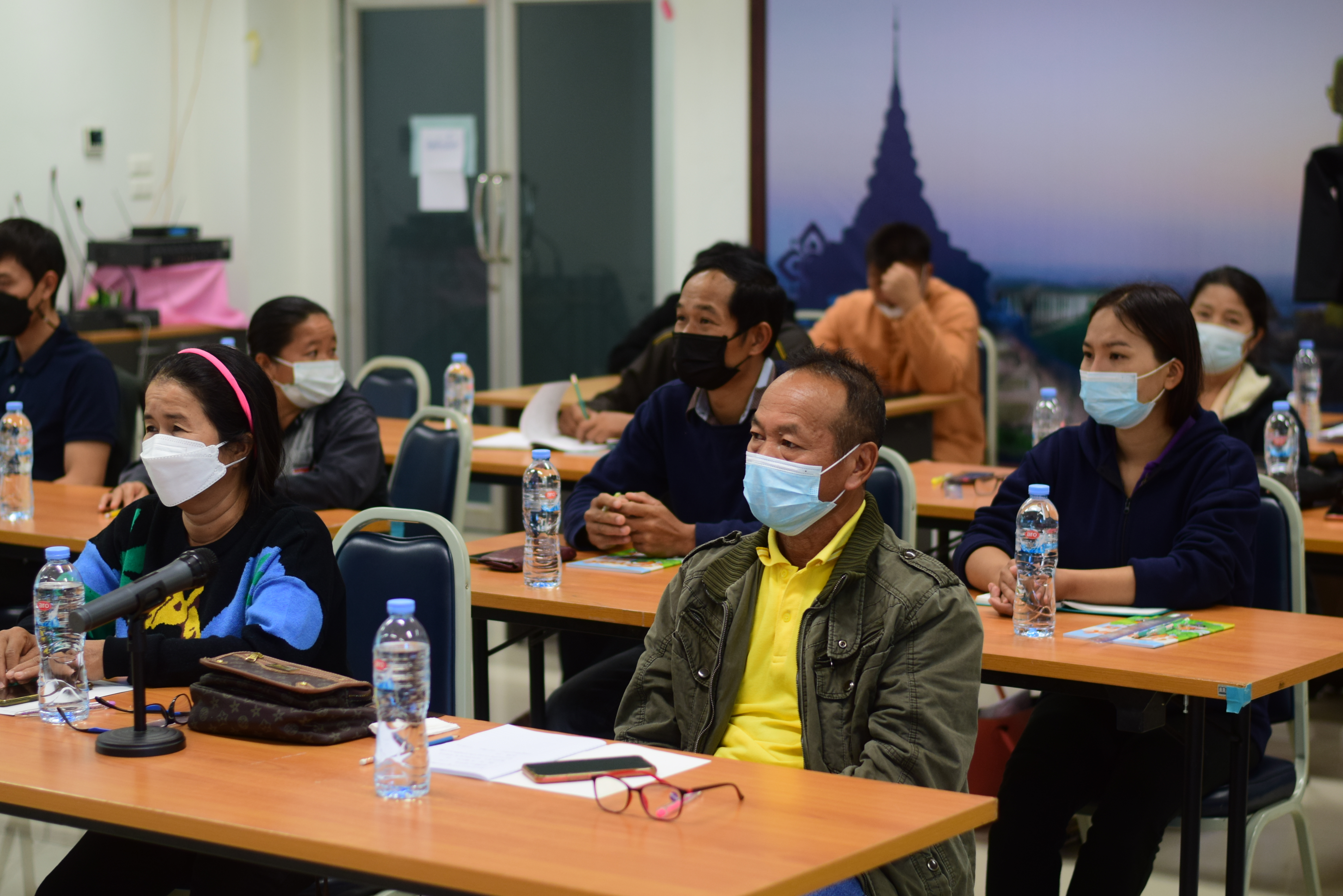 @ที่นี่เมืองน่าน@ พช.น่าน ร่วมอบรมโครงการพัฒนาหมู่บ้านเศรษฐกิจพอเพียง ประจำปีงบประมาณ พ.ศ. 2565 ผ่านระบบ Zoom Meeting