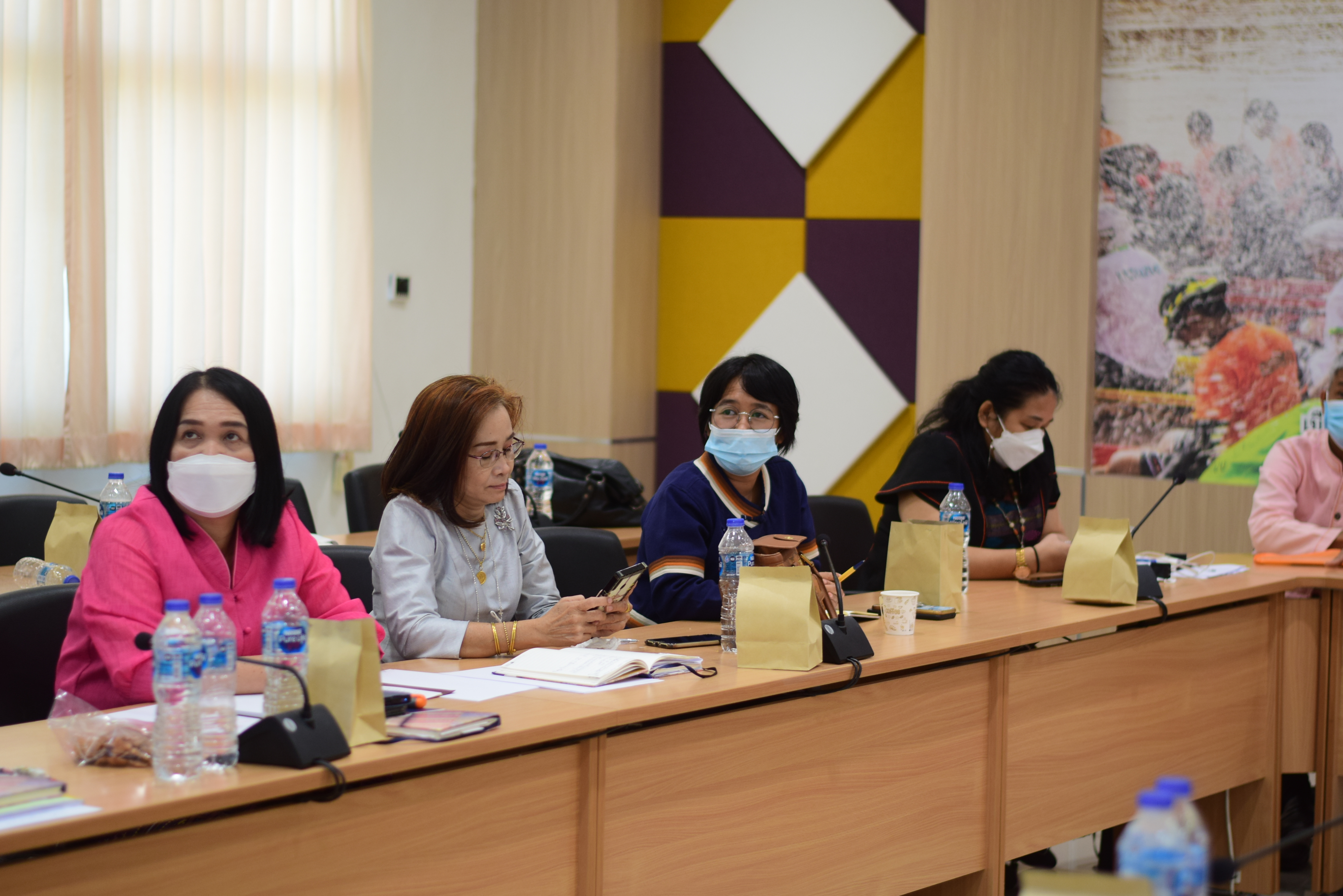 @ที่นี่เมืองน่าน@ พช.น่าน เข้าร่วมฝึกอบรมบุคลากรกรมการพัฒนาชุมชน หลักสูตรเสริมสมรรถนะพัฒนาการอำเภอ ประจำปีงบประมาณ 2565 ผ่านระบบ Zoom Cloud Meeting