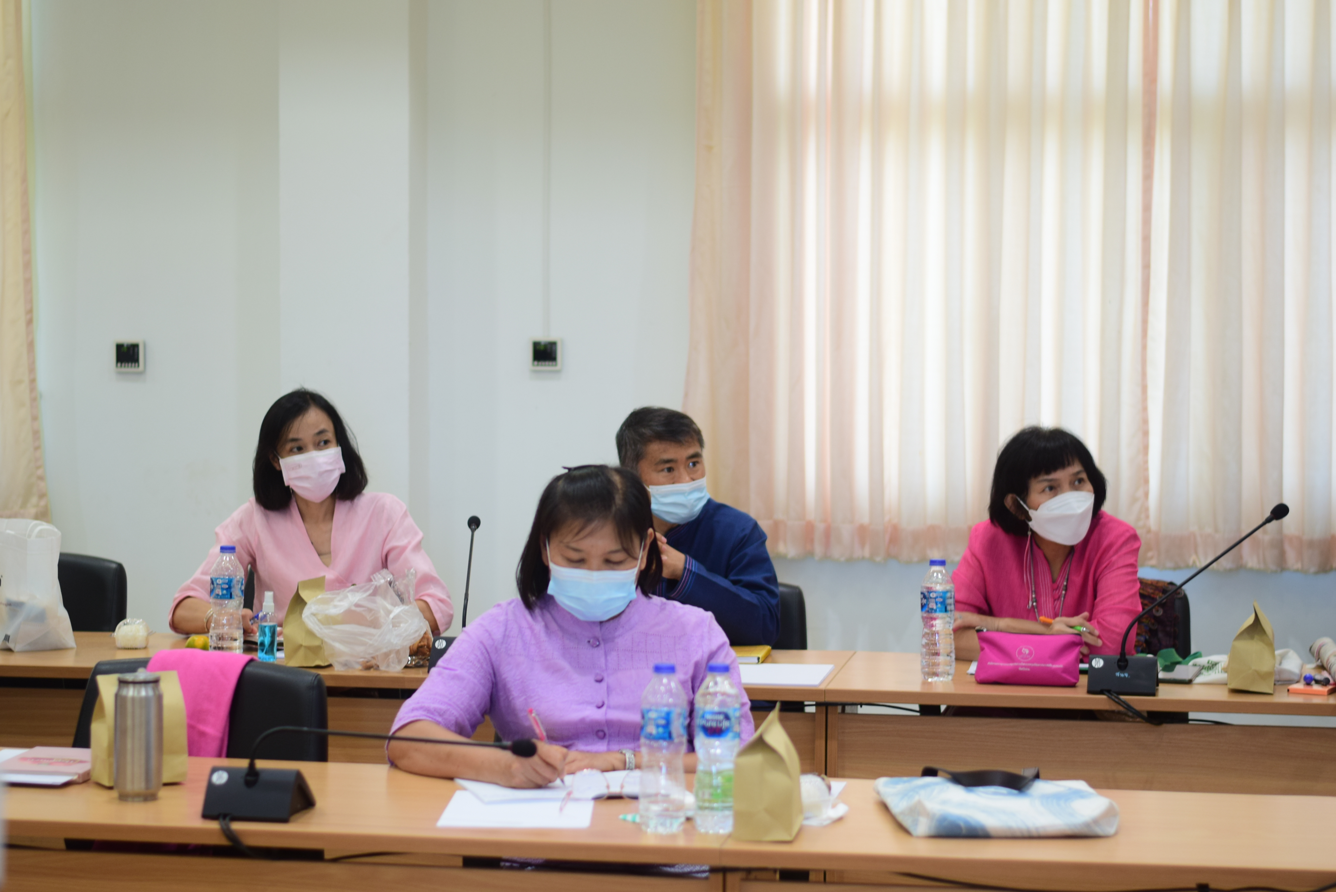 @ที่นี่เมืองน่าน@ พช.น่าน เข้าร่วมฝึกอบรมบุคลากรกรมการพัฒนาชุมชน หลักสูตรเสริมสมรรถนะพัฒนาการอำเภอ ประจำปีงบประมาณ 2565 ผ่านระบบ Zoom Cloud Meeting