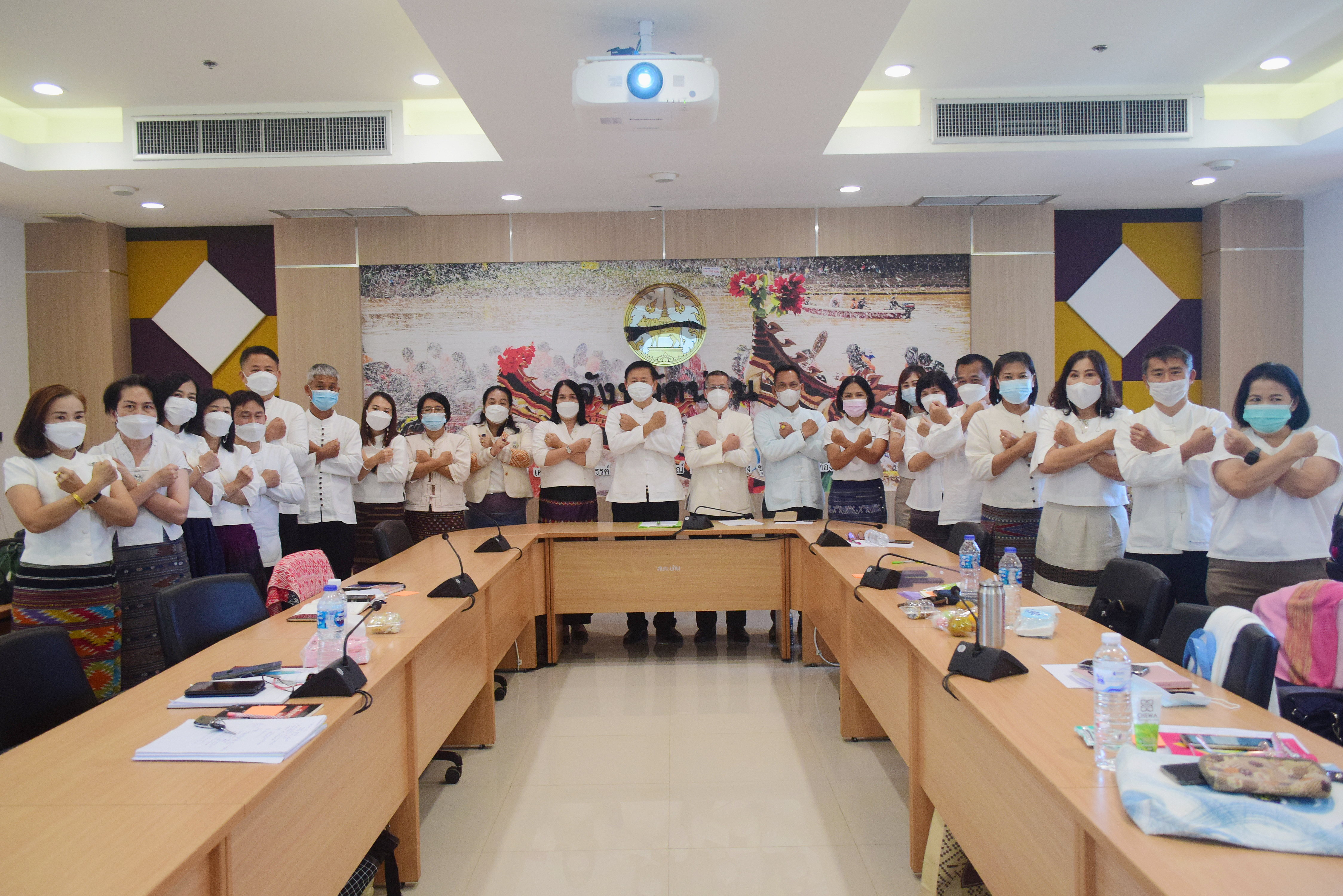 @ที่นี่เมืองน่าน@ พช.น่าน ร่วมประกาศเจตนารมณ์ในการต่อต้านการทุจริต เนื่องในวันต่อต้านคอร์รัปชั่นสากล ยึดธรรมาภิบาล คุณธรรมและความโปร่งใส