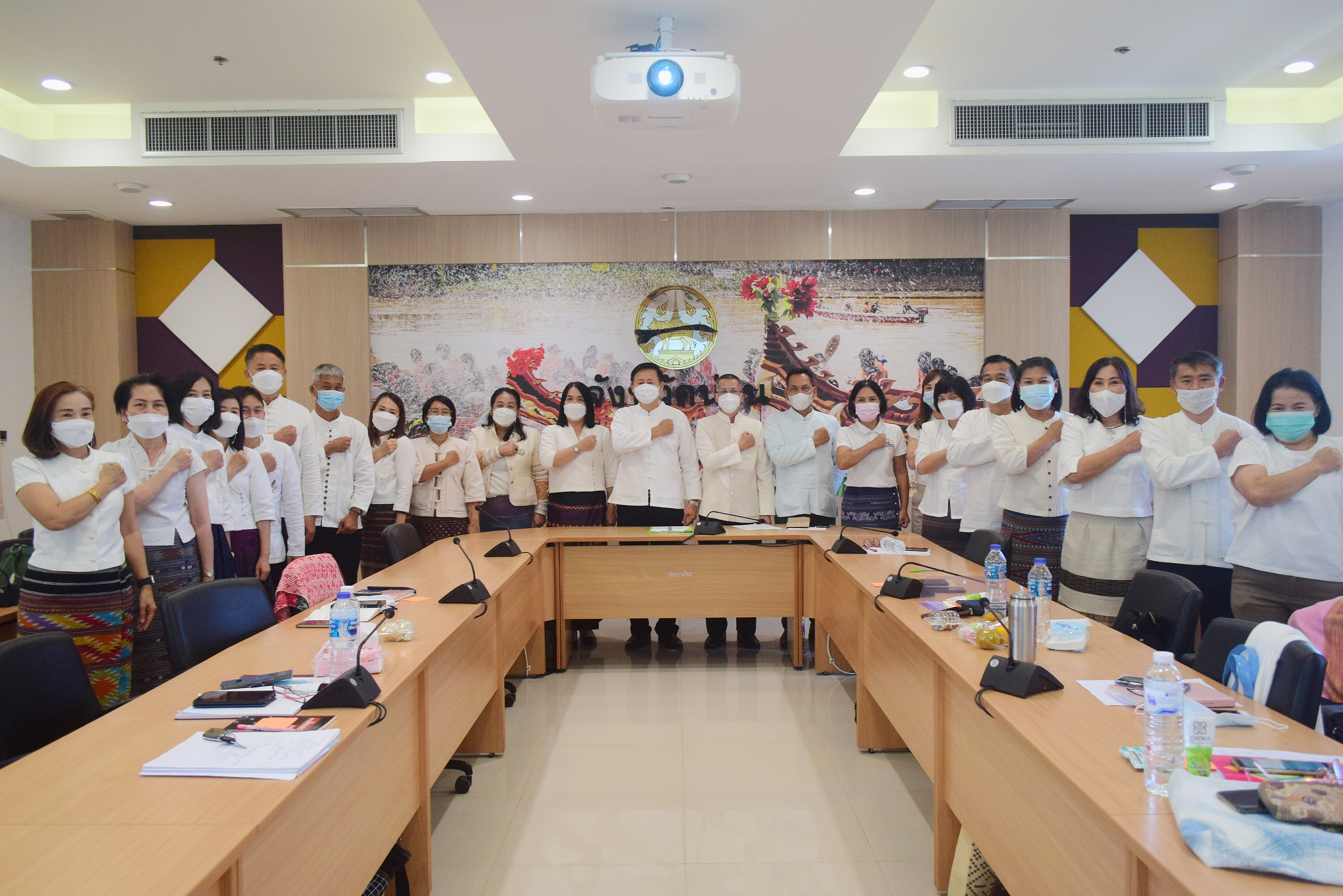 @ที่นี่เมืองน่าน@ พช.น่าน ร่วมประกาศเจตนารมณ์ในการต่อต้านการทุจริต เนื่องในวันต่อต้านคอร์รัปชั่นสากล ยึดธรรมาภิบาล คุณธรรมและความโปร่งใส