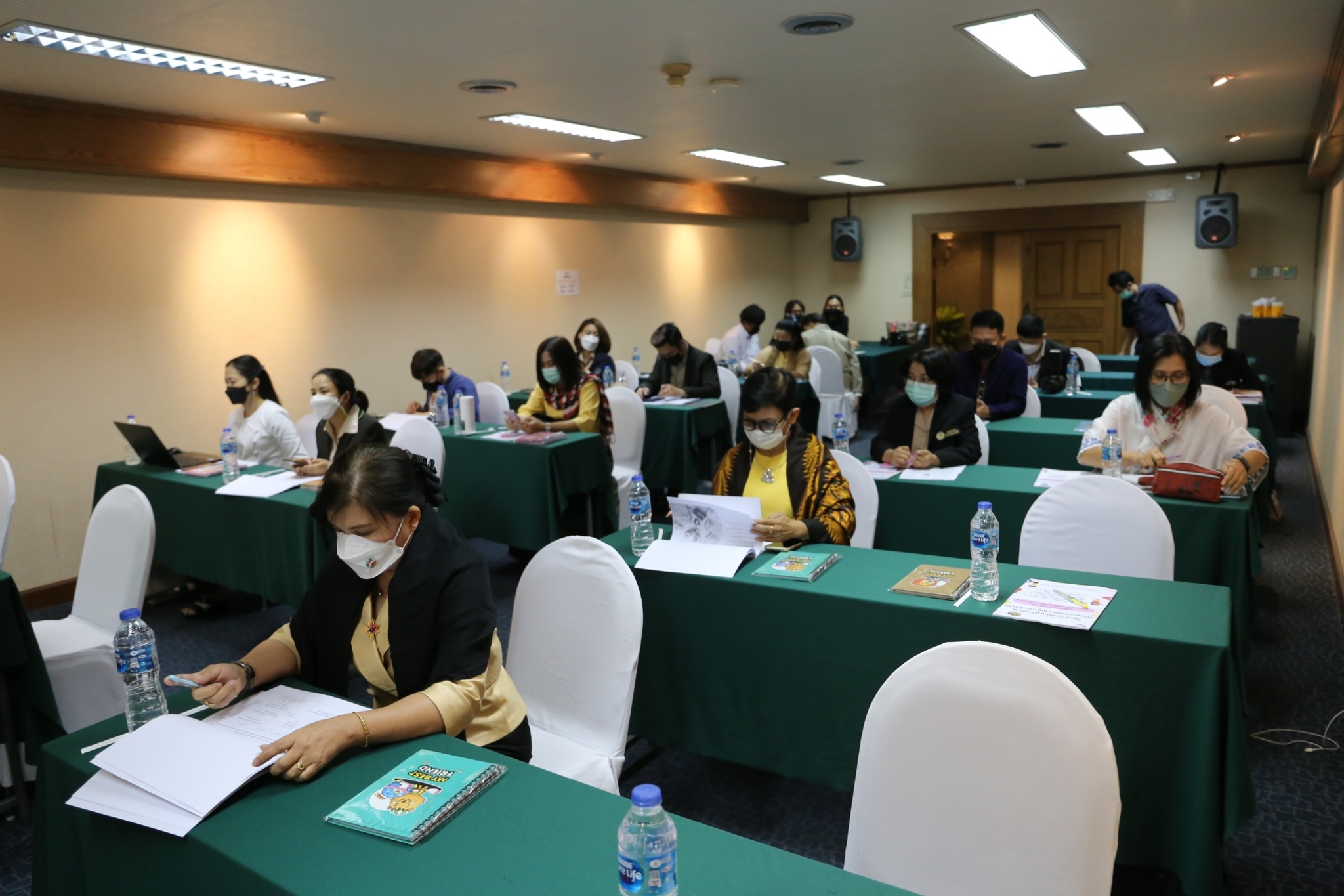 @ที่นี่เมืองน่าน@ พช.น่าน พัฒนาศักยภาพคณะกรรมการบริหารเครือข่ายองค์ความรู้ และคณะอนุกรรมการบริหารเครือข่ายองค์ความรู้ (Knowledge – Based OTOP : KBO) จังหวัดน่าน