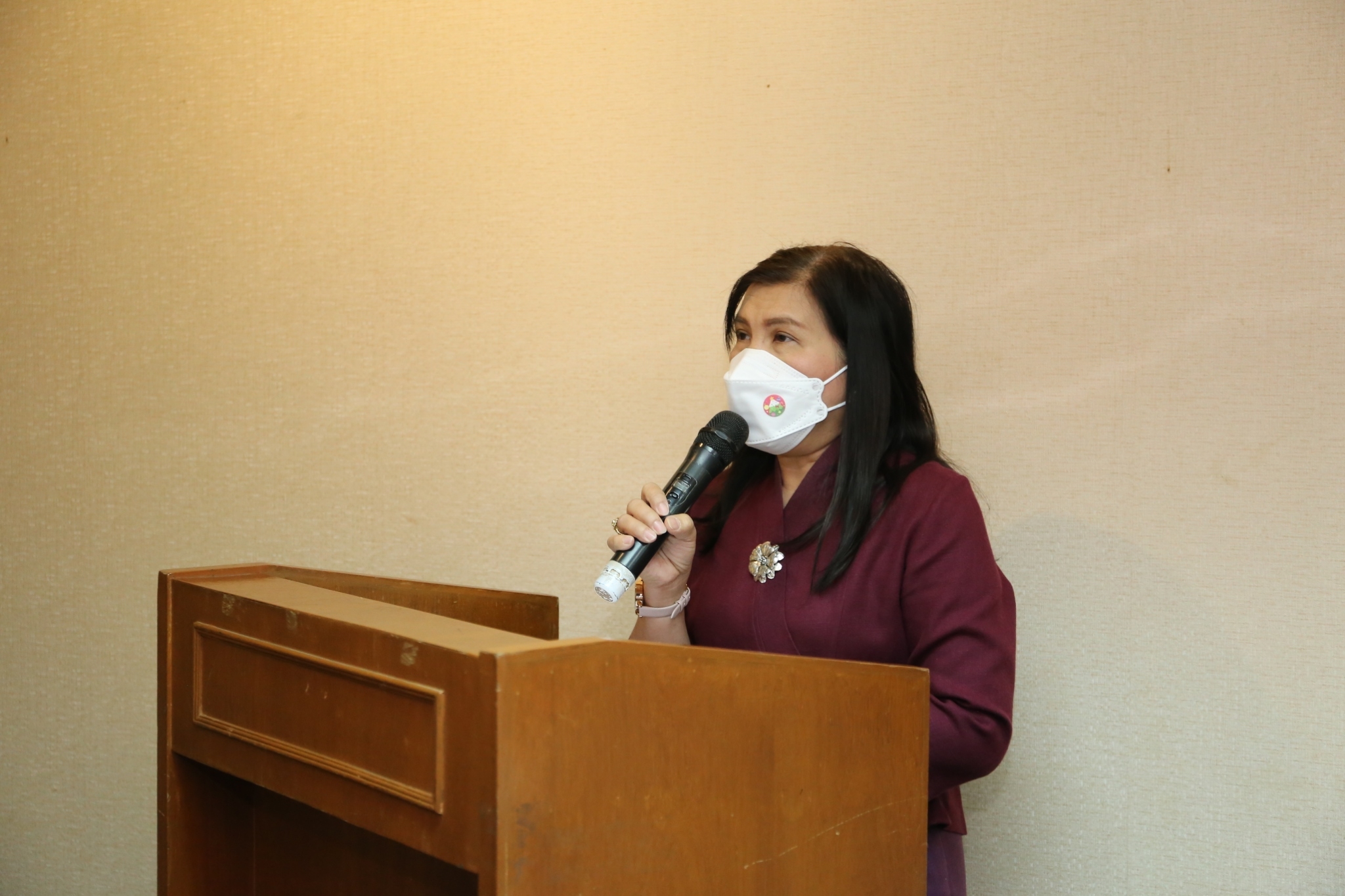 @ที่นี่เมืองน่าน@ พช.น่าน ดำเนินโครงการพัฒนาศักยภาพเครือข่ายองค์ความรู้ KBO จังหวัด กิจกรรมที่ 2 ประชุมเชิงปฏิบัติการส่งเสริมการพัฒนาผลิตภัณฑ์แก่ผู้ผลิต ผู้ประกอบการ OTOP