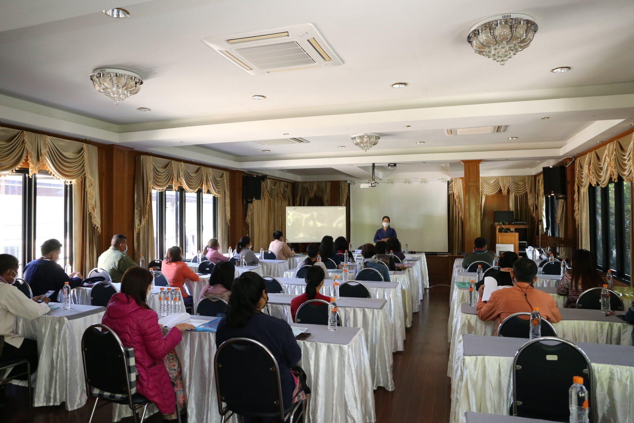 @ที่นี่เมืองน่าน@ พช.น่าน ประชุมเชิงปฏิบัติการพัฒนาศักยภาพเครือข่าย OTOP จังหวัดน่าน