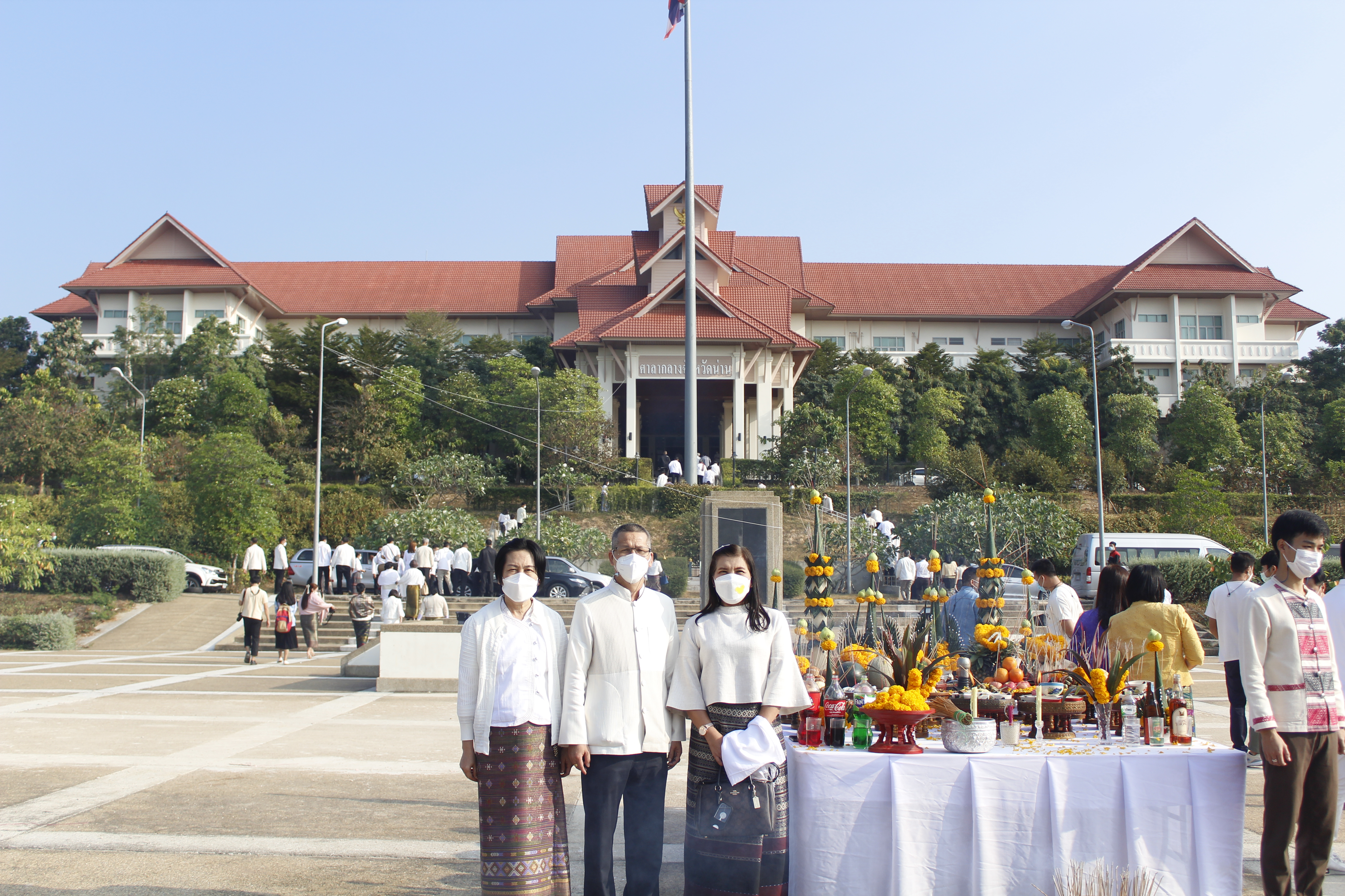 @ที่นี่เมืองน่าน@ พช.น่าน ร่วมพิธีทำบุญอาคารศาลากลางจังหวัดน่าน เพื่อความเป็นสิริมงคลและความเจริญรุ่งเรืองของข้าราชการ