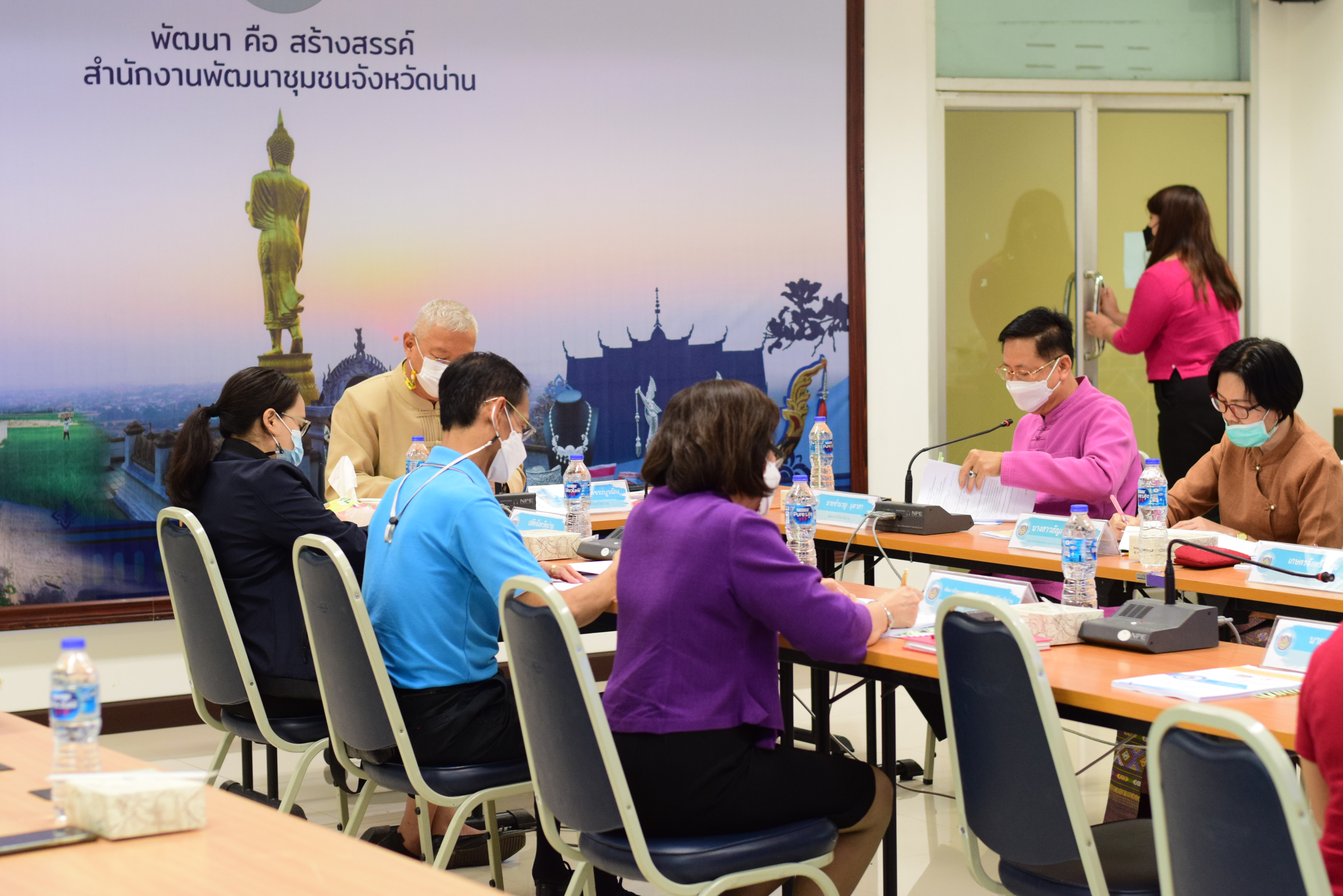 @ที่นี่เมืองน่าน@ พช.น่าน ประชุมคณะอนุกรรมการบริหารกองทุนพัฒนาบทบาทสตรี ระดับจังหวัด จังหวัดน่าน ครั้งที่ 3/2565