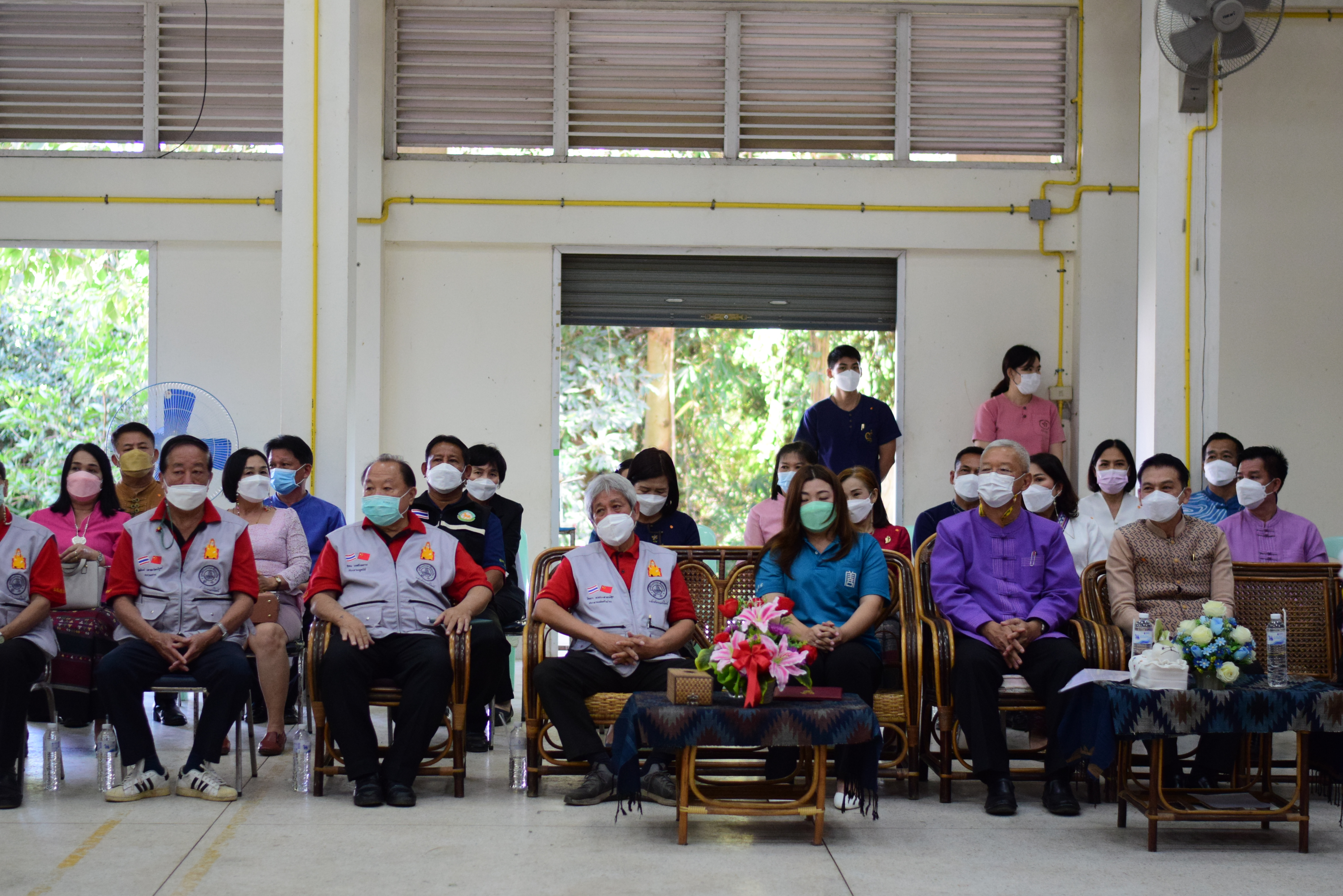 @ที่นี่เมืองน่าน@ มูลนิธิป่อเต็กตึ๊ง ร่วมกับกรมการพัฒนาชุมชน มอบอาชีพ สร้างชีวิตแก่ครัวเรือนยากจนจังหวัดน่าน