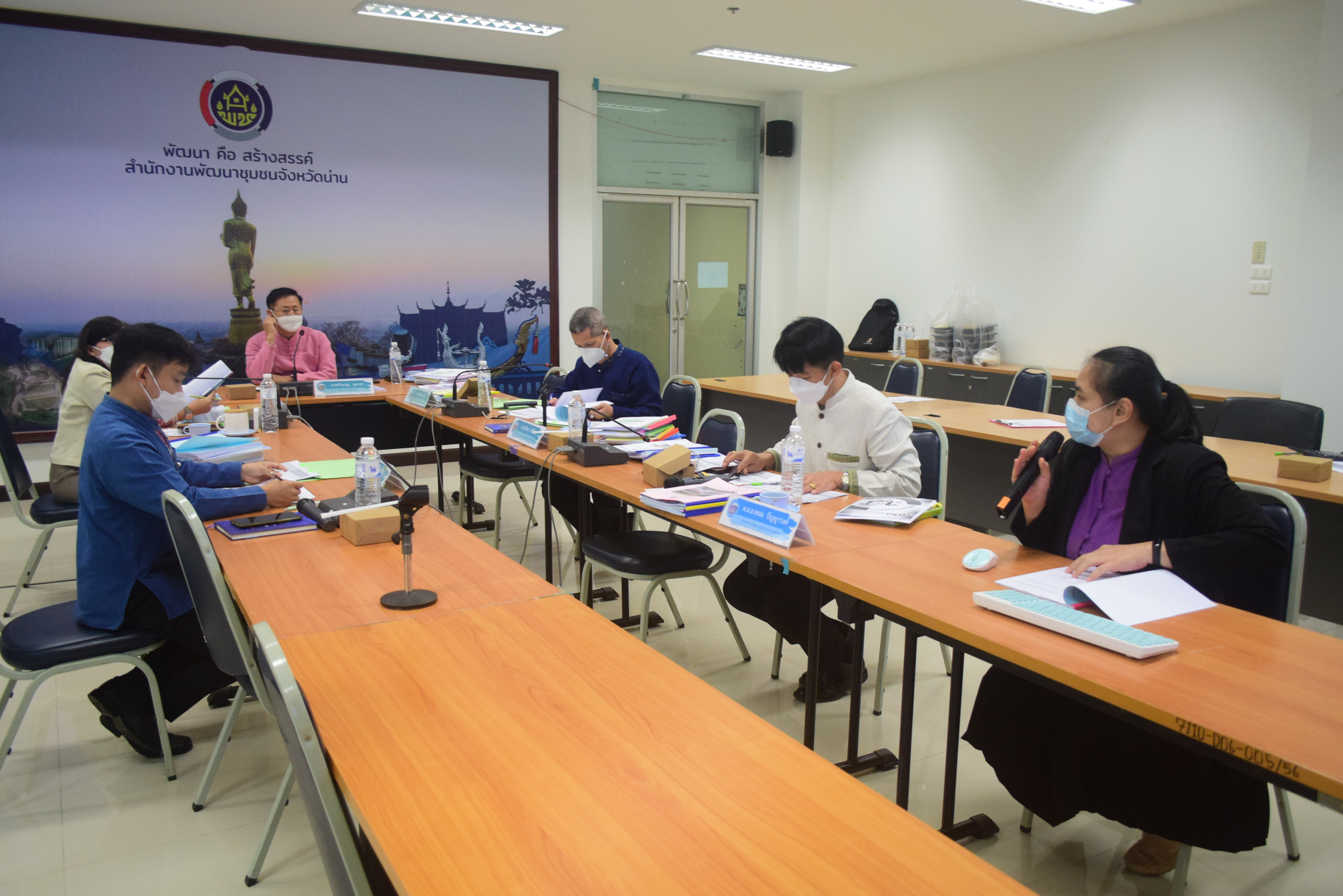 @ที่นี่เมืองน่าน@ พช.น่าน นำเสนอผลการดำเนินงานสารสนเทศตำบลต้นแบบเพื่อพัฒนาคุณภาพชีวิต ประจำปี 2565