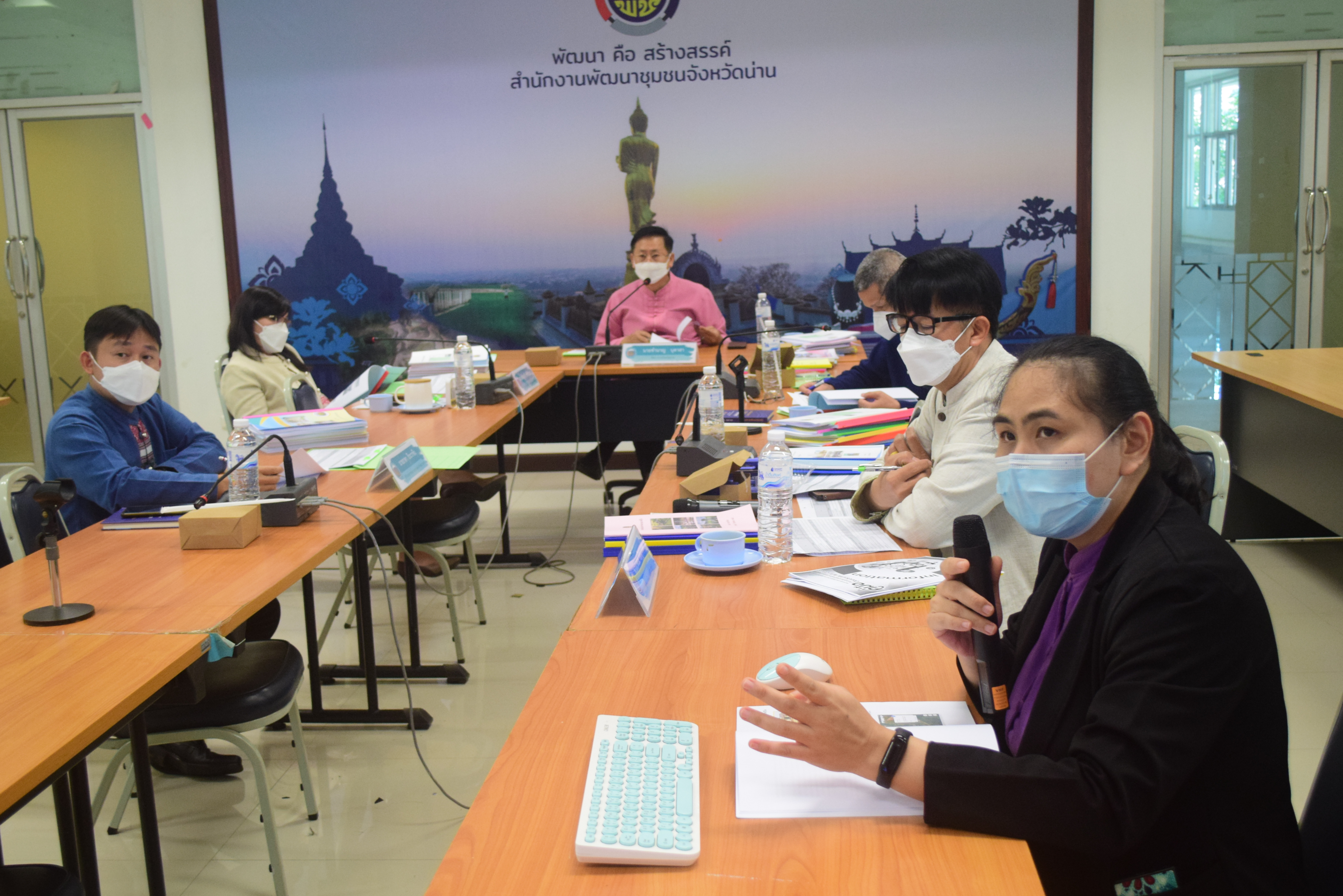 @ที่นี่เมืองน่าน@ พช.น่าน นำเสนอผลการดำเนินงานสารสนเทศตำบลต้นแบบเพื่อพัฒนาคุณภาพชีวิต ประจำปี 2565