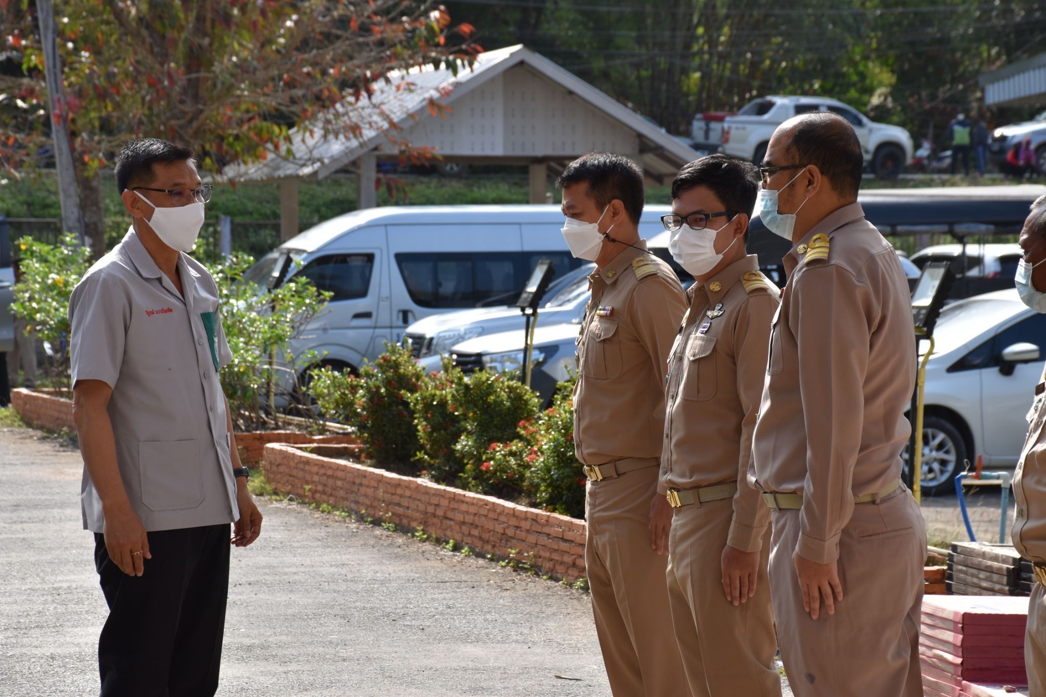 @ที่นี่เมืองน่าน@ พช.น่าน ร่วมจัดกิจกรรม “หน่วยบำบัดทุกข์ บำรุงสุข สร้างรอยยิ้มให้ประชาชน” ประจำปีงบประมาณ พ.ศ. 2565