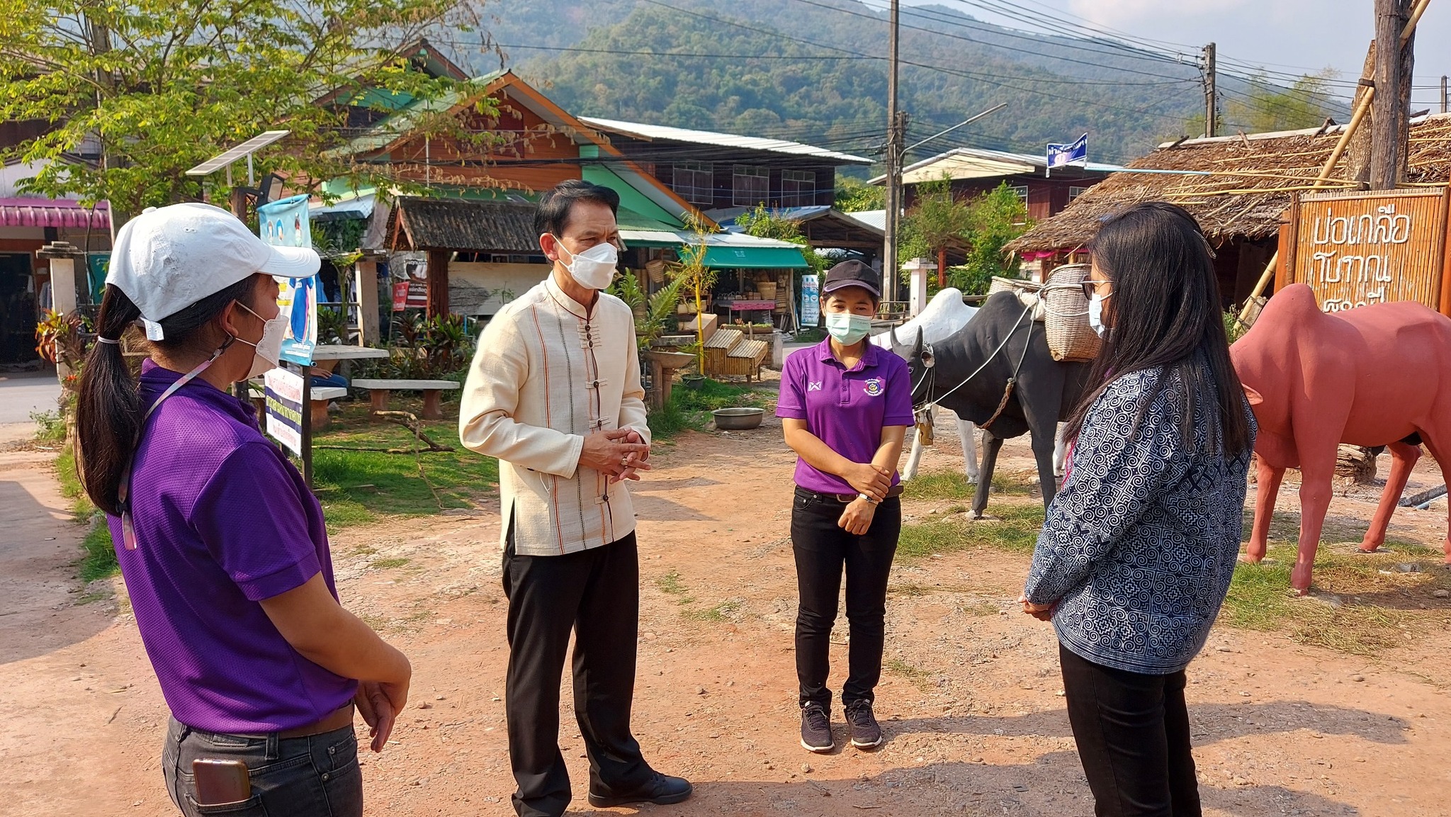 @ที่นี่เมืองน่าน@ นายอาทร พิมชะนก ผู้ตรวจราชการกรมการพัฒนาชุมชน ลงพื้นที่ จังหวัดน่าน ติดตามการขับเคลื่อนภารกิจสำคัญกรมการพัฒนาชุมชน