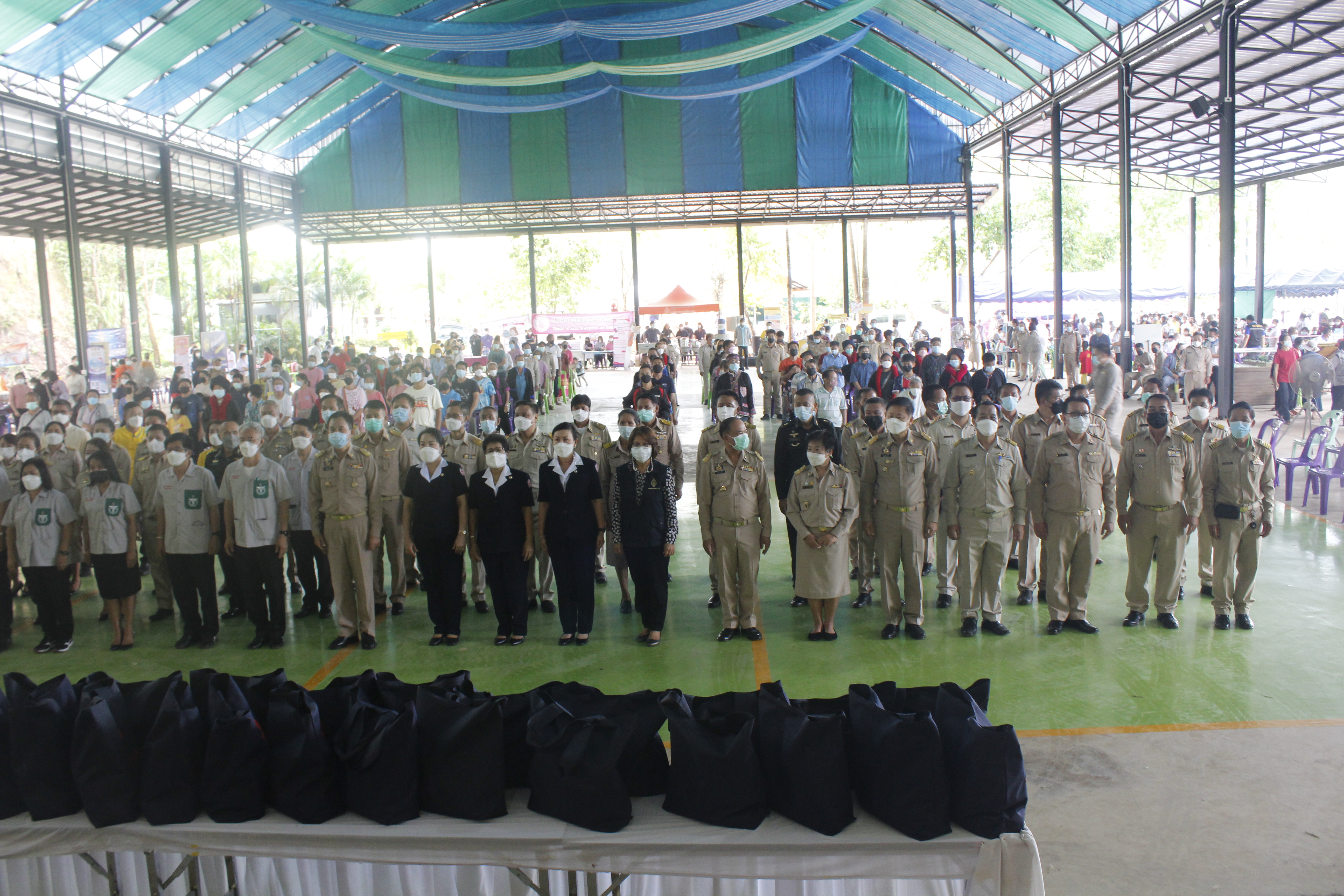 @ที่นี่เมืองน่าน@ จังหวัดน่าน ออกหน่วยแพทย์เคลื่อนที่ พอ.สว. โครงการ หน่วยบำบัดทุกข์ บำรุงสุข สร้างรอยยิ้มให้ประชาชน จังหวัดน่าน ประจำปีงบประมาณ พ.ศ.2565