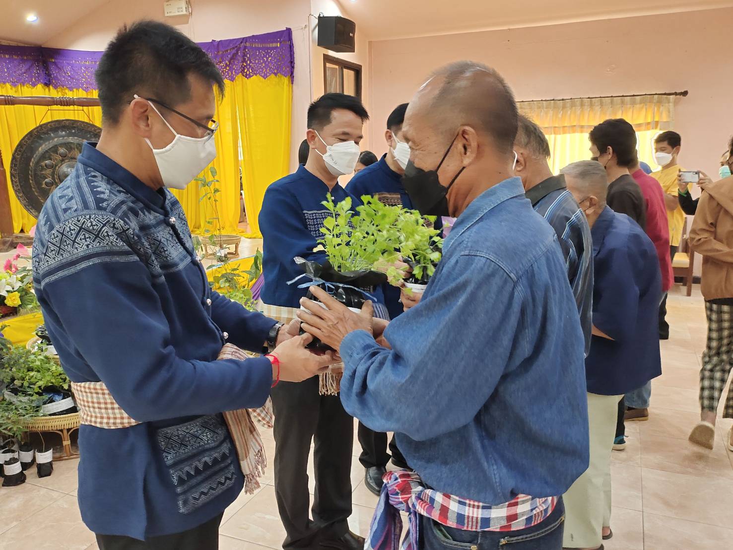 จังหวัดน่าน Kick off การขับเคลื่อนการขจัดความยากจนและพัฒนาคนทุกช่วงวัยอย่างยั่งยืนตามหลักปรัชญาของเศรษฐกิจพอเพียง