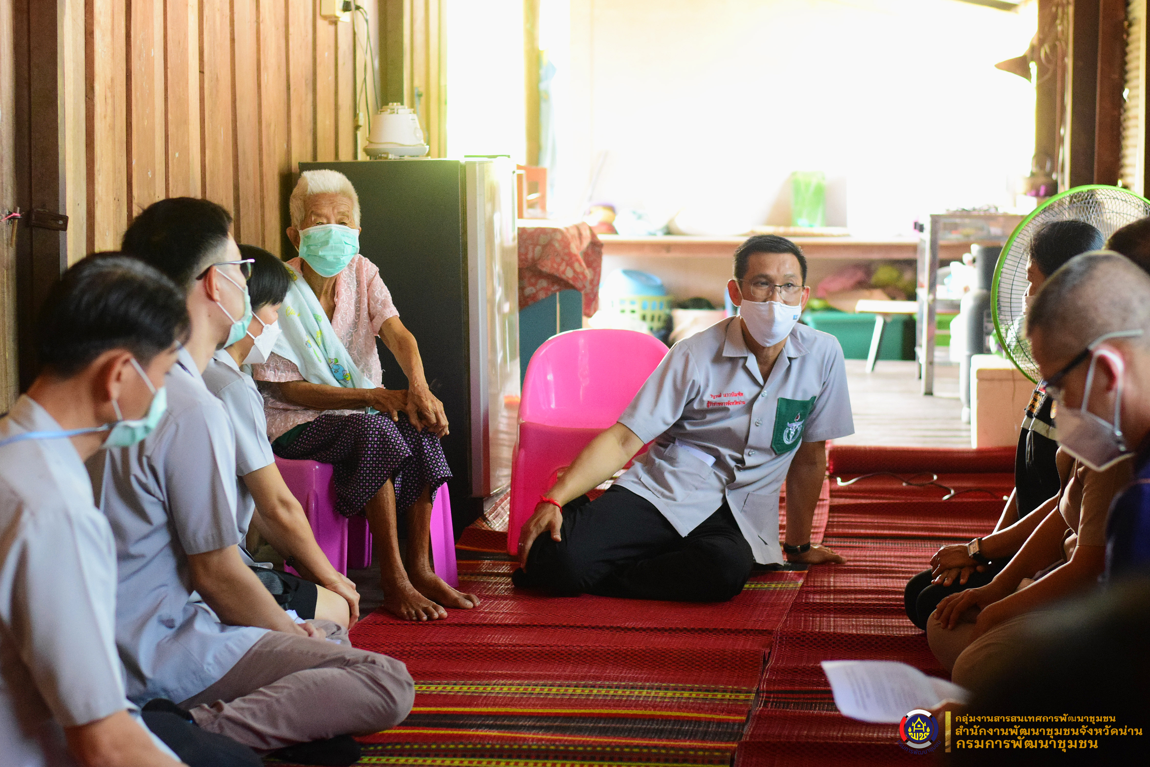 @ข่าว แก้จนน่าน@ จังหวัดน่าน ลงพื้นที่ตรวจเยี่ยมครัวเรือนเป้าหมาย TPMAP ปี 2565 ตามโครงการขจัดความยากจนและพัฒนาคนทุกช่วงวัยอย่างยั่งยืนตามหลักปรัชญาของเศรษฐกิจพอเพียง พื้นที่อำเภอนาหมื่น จังหวัดน่าน