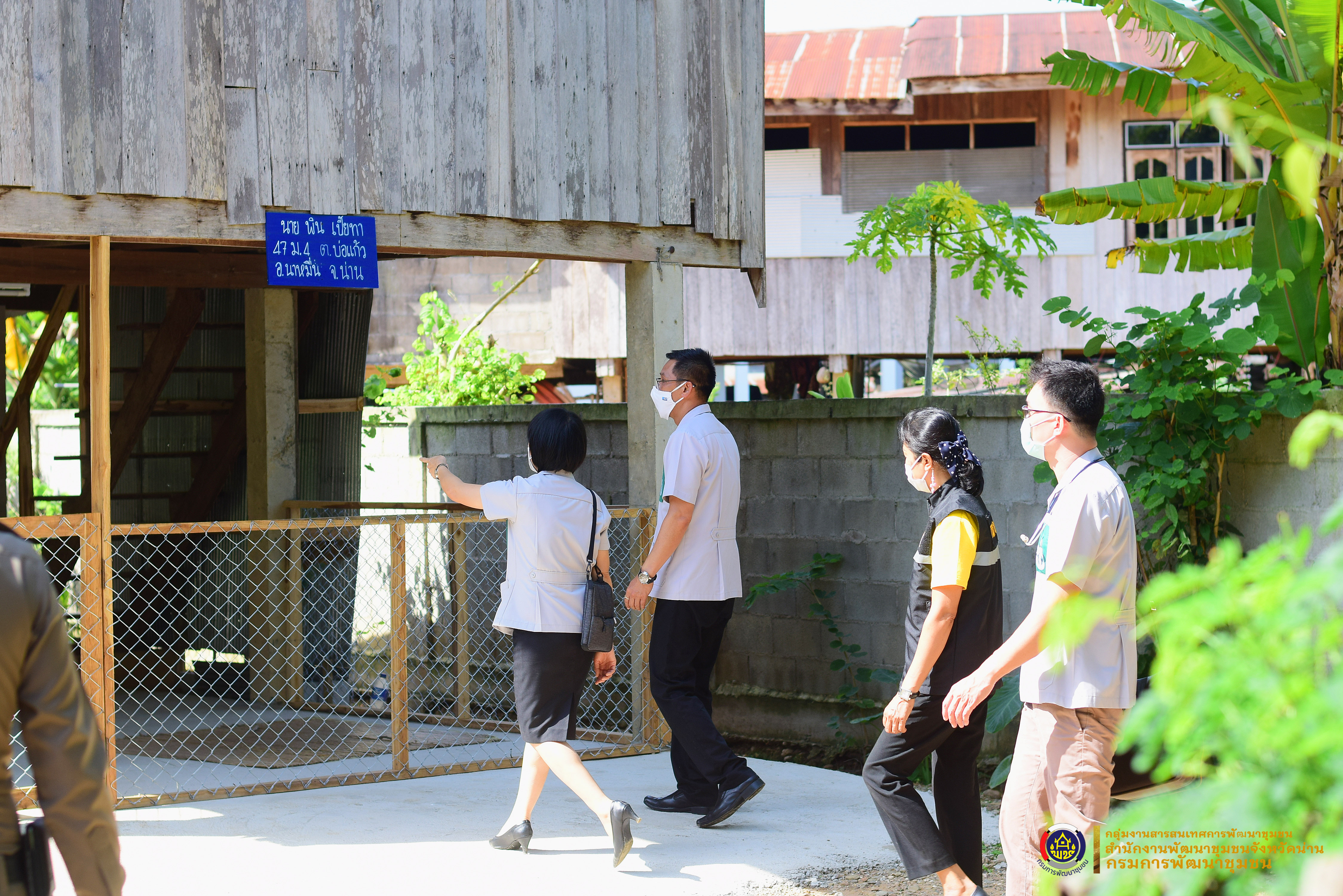 @ข่าว แก้จนน่าน@ จังหวัดน่าน ลงพื้นที่ตรวจเยี่ยมครัวเรือนเป้าหมาย TPMAP ปี 2565 ตามโครงการขจัดความยากจนและพัฒนาคนทุกช่วงวัยอย่างยั่งยืนตามหลักปรัชญาของเศรษฐกิจพอเพียง พื้นที่อำเภอนาหมื่น จังหวัดน่าน