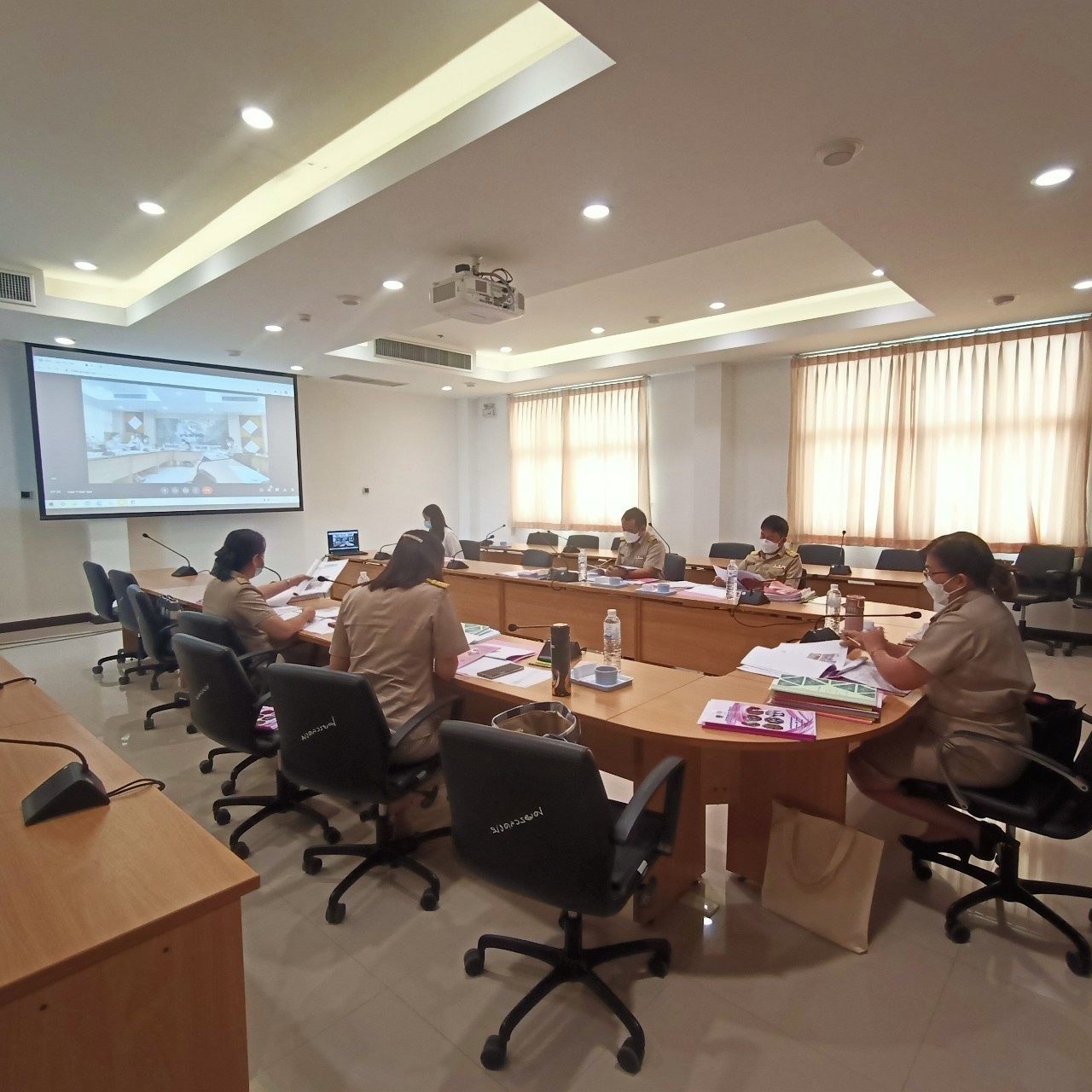 พช.น่าน คัดเลือกคนกองทุนพัฒนาบทบาทสตรีดีเด่นระดับจังหวัด ตามโครงการเชิดชูเกียรติคนกองทุนพัฒนาบทบาทสตรี ประจำปี 2565